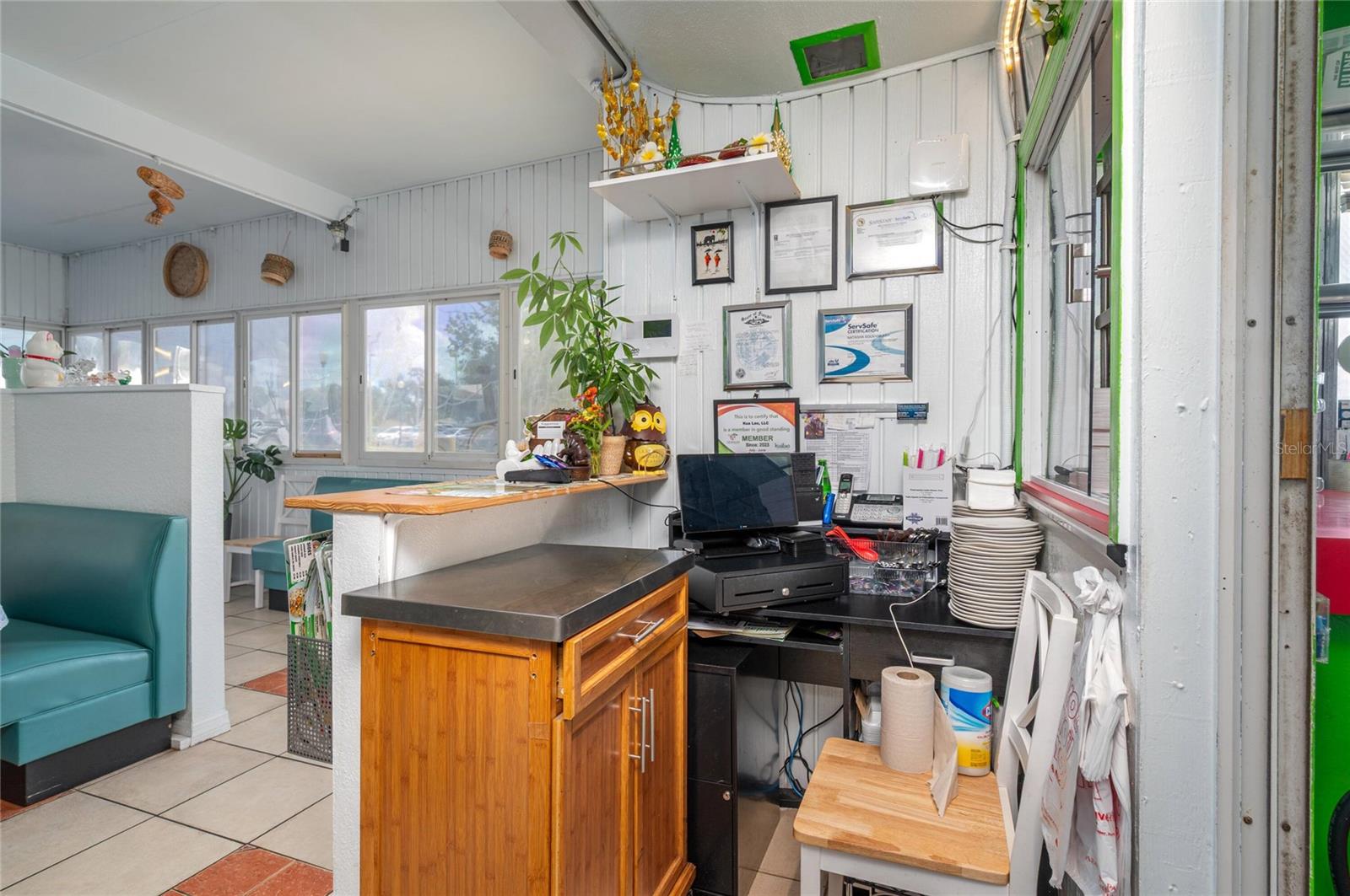 114 W CENTRAL AVE, LAKE WALES, FL, 33853