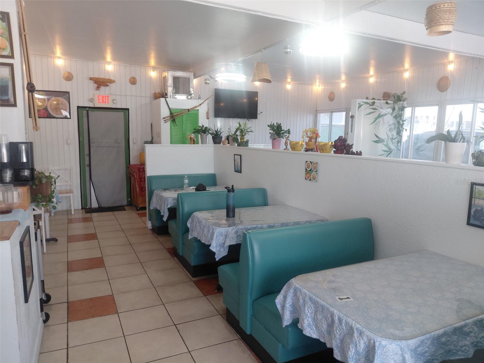 114 W CENTRAL AVE, LAKE WALES, FL, 33853