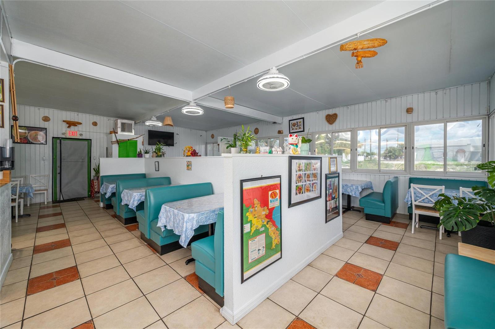 114 W CENTRAL AVE, LAKE WALES, FL, 33853