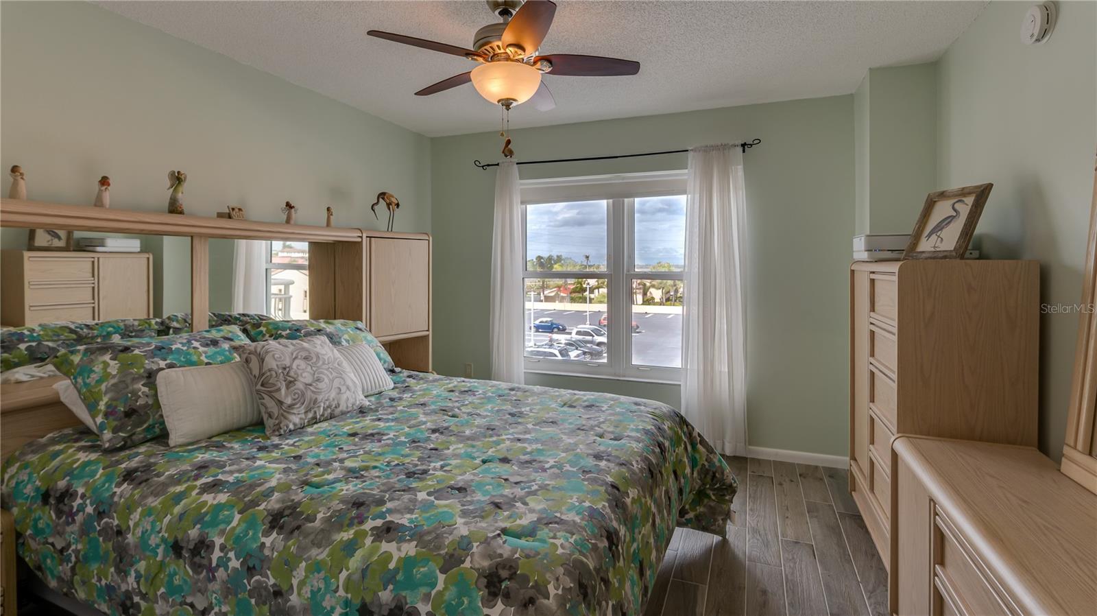 4900 BRITTANY DR S #411, ST PETERSBURG, FL, 33715