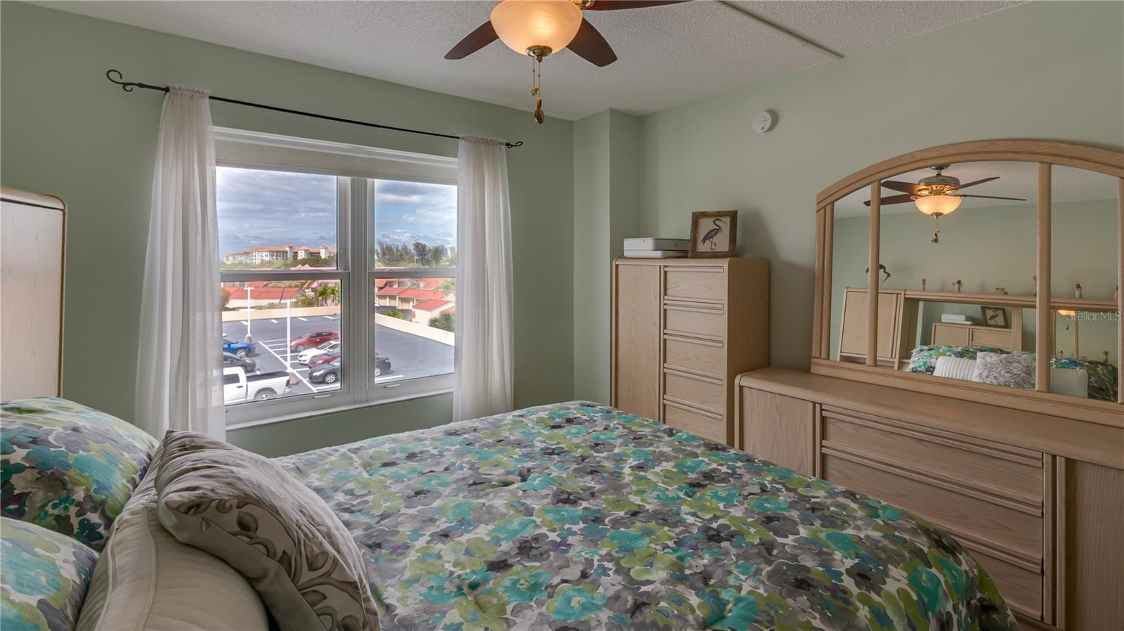 4900 BRITTANY DR S #411, ST PETERSBURG, FL, 33715