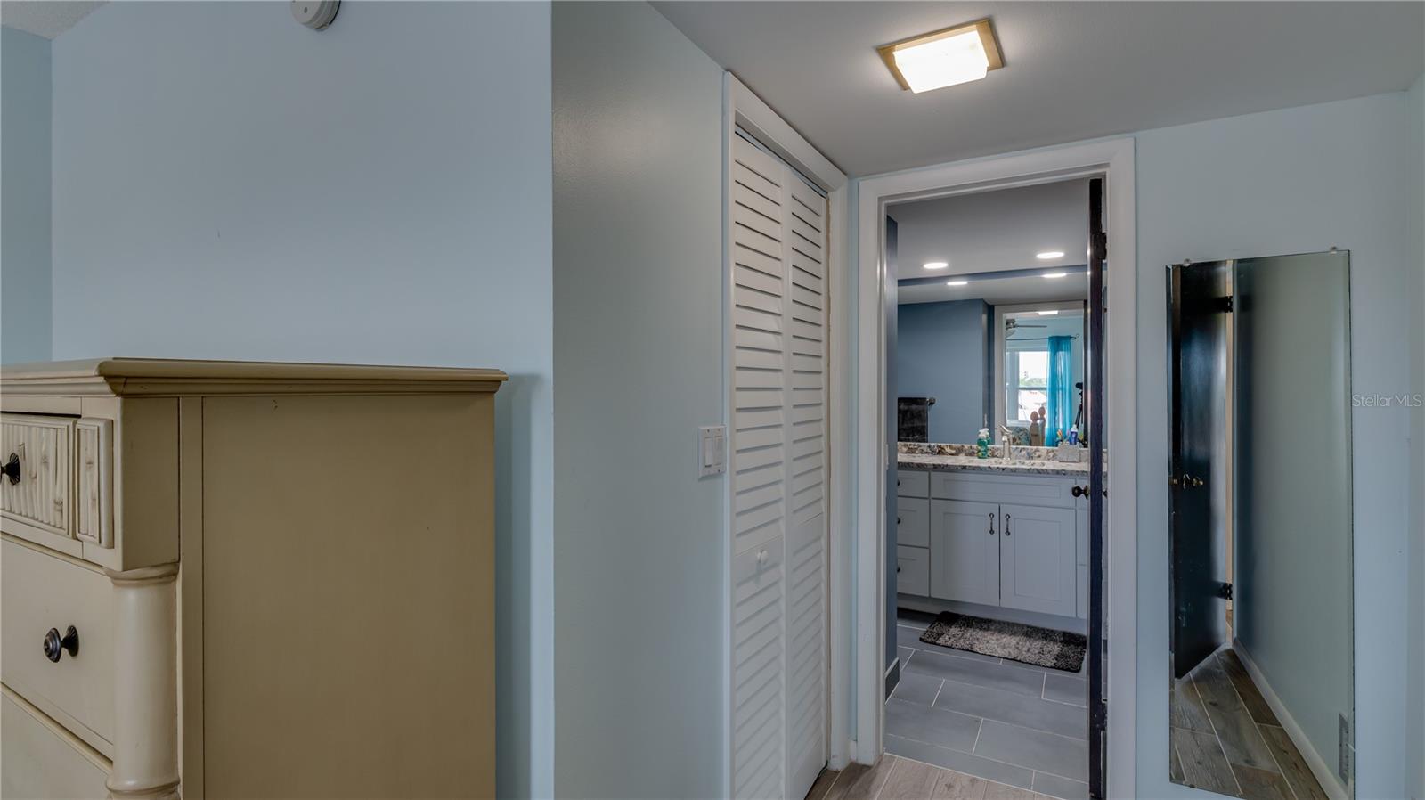 4900 BRITTANY DR S #411, ST PETERSBURG, FL, 33715