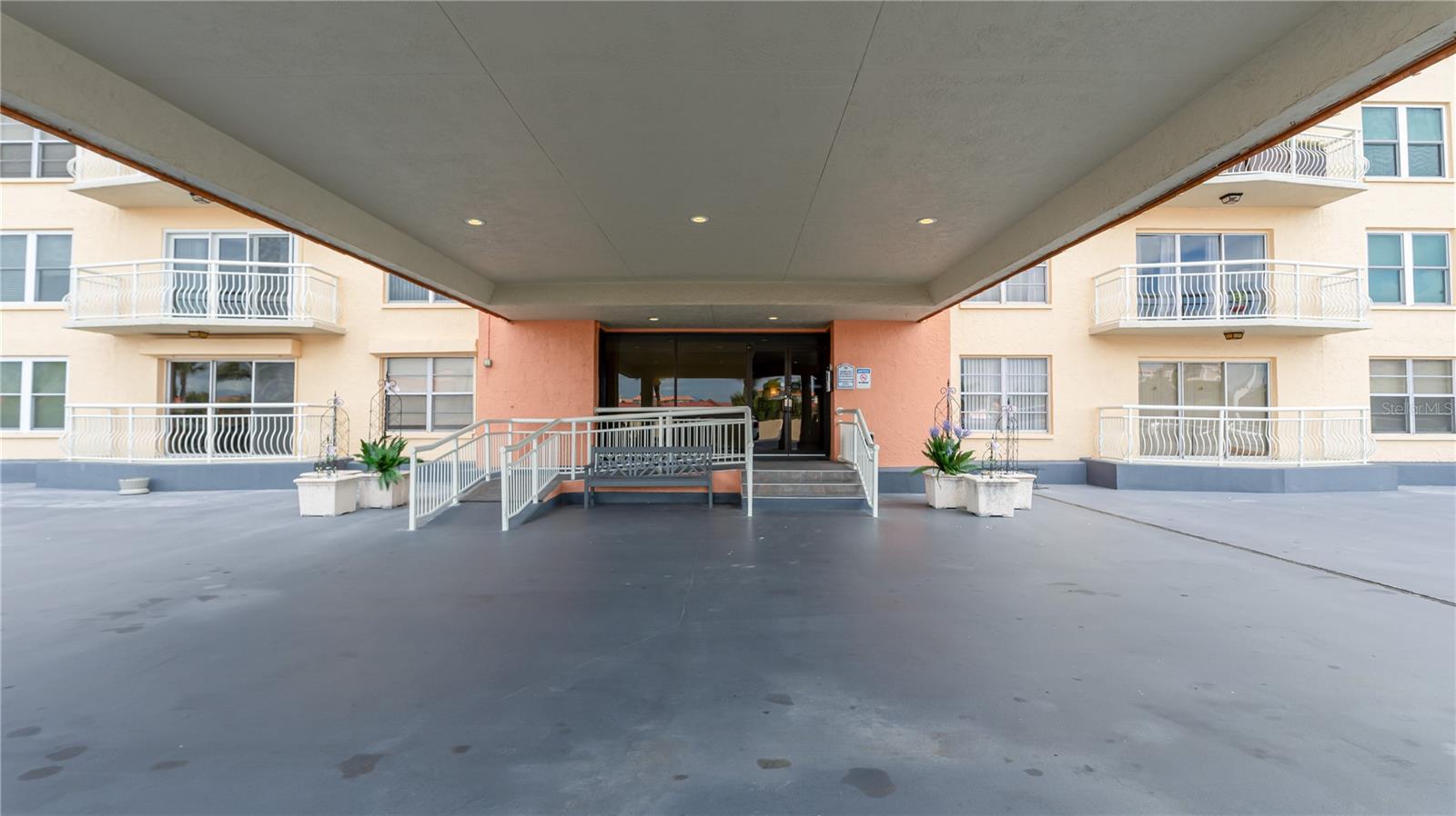 4900 BRITTANY DR S #411, ST PETERSBURG, FL, 33715