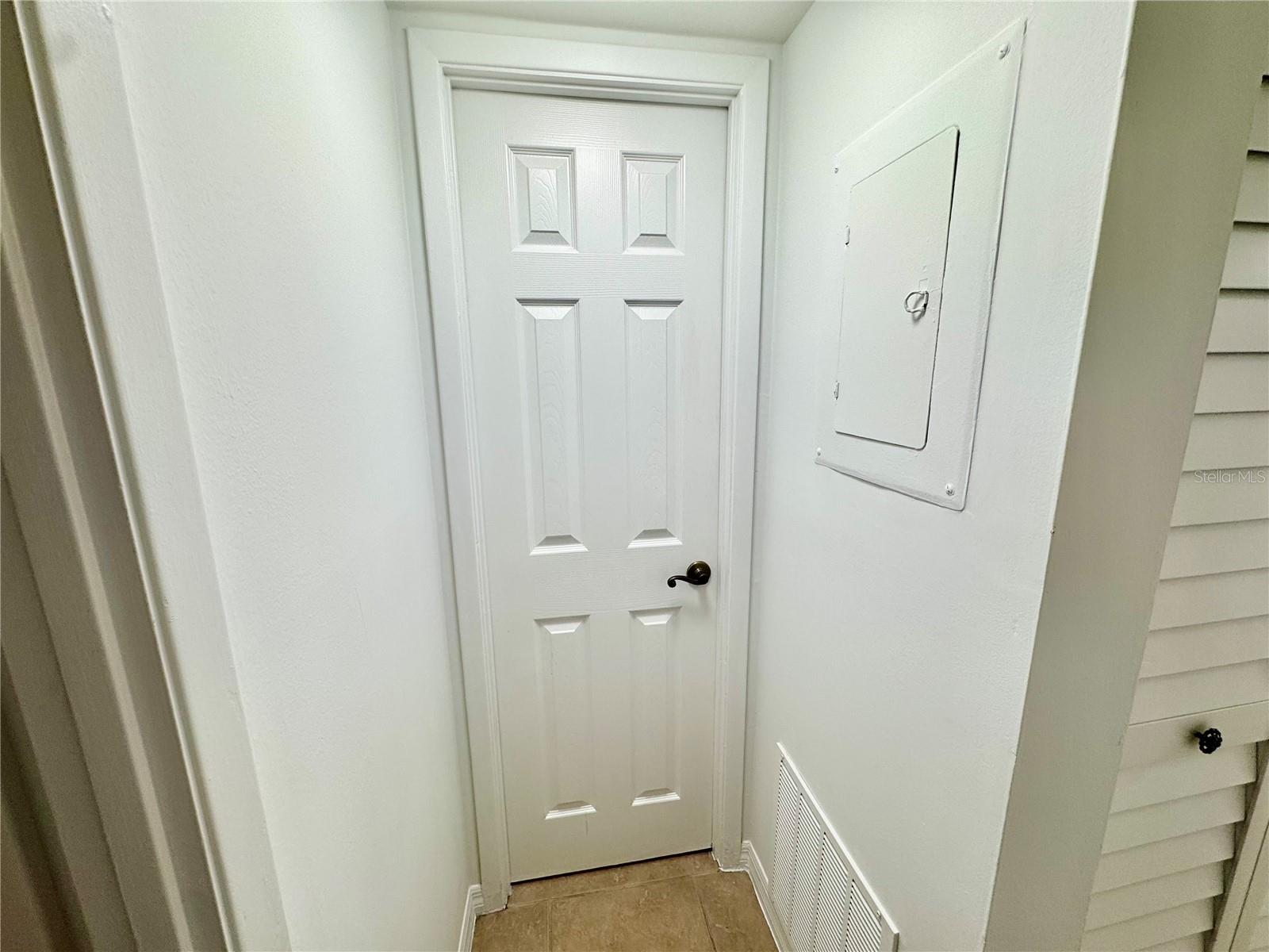 5820 N CHURCH AVE #239, TAMPA, FL, 33614