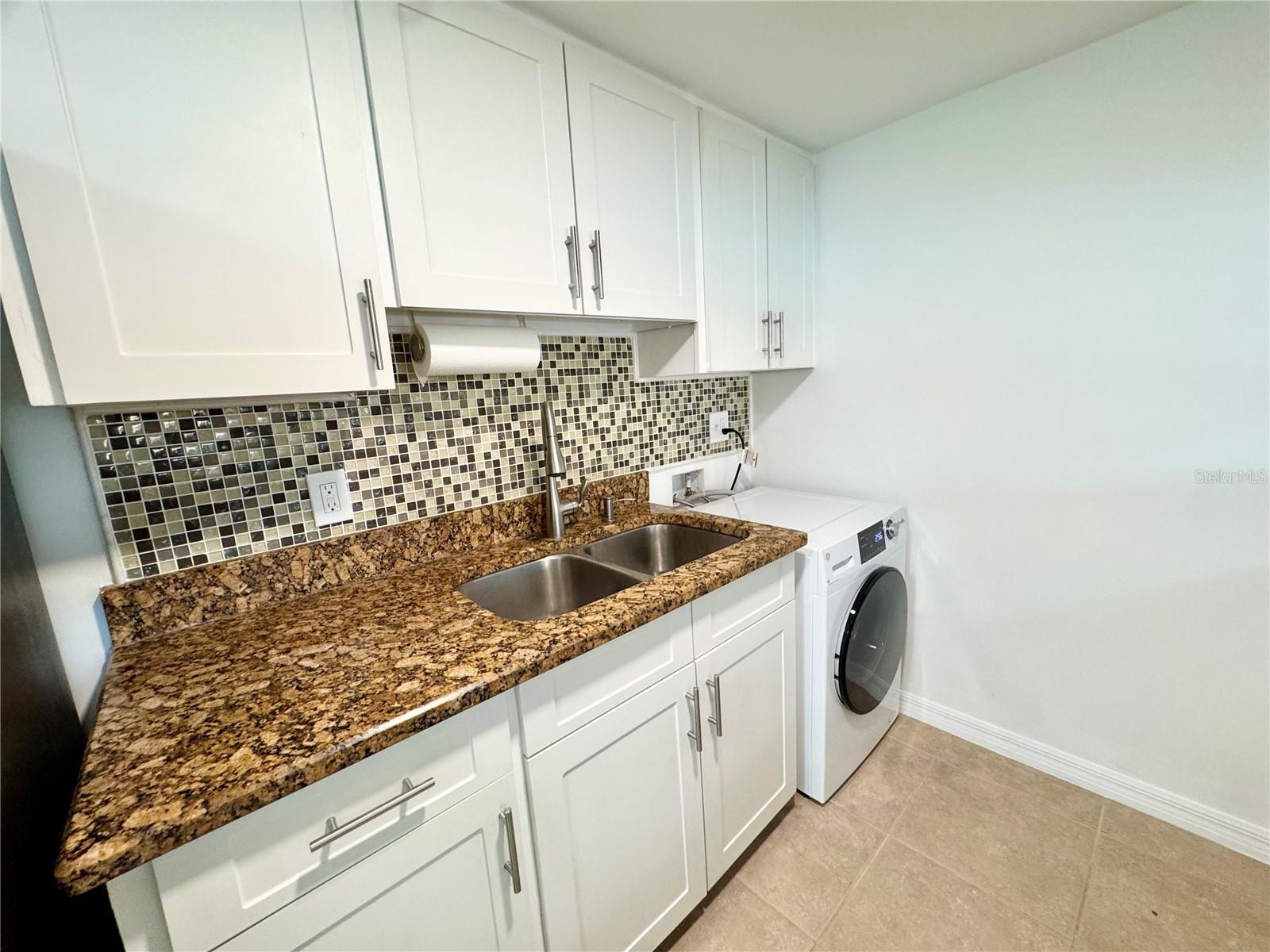 5820 N CHURCH AVE #239, TAMPA, FL, 33614