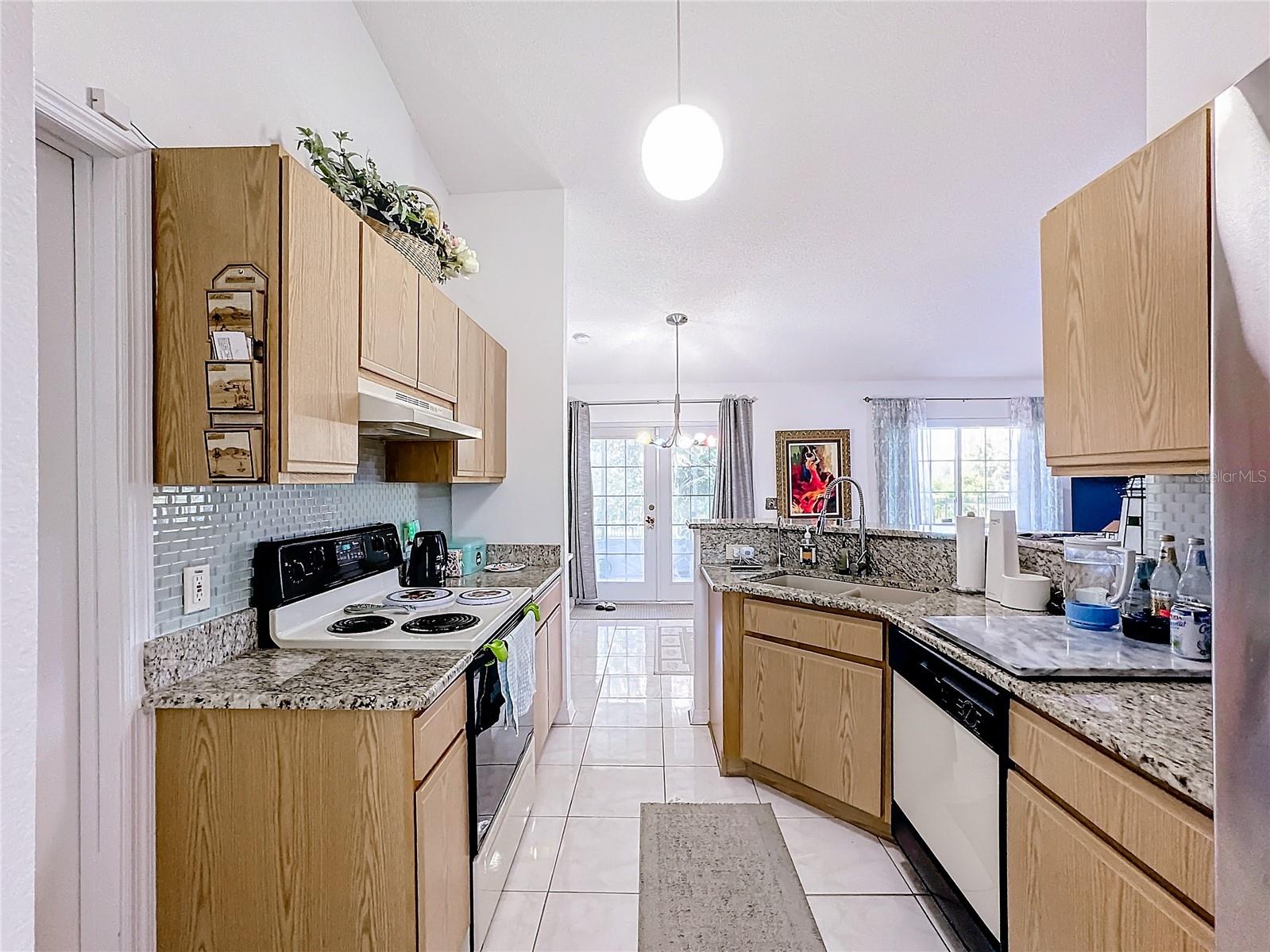 121 POMPEI DR, KISSIMMEE, FL, 34758