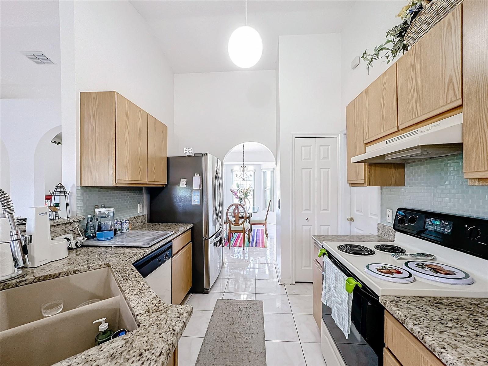 121 POMPEI DR, KISSIMMEE, FL, 34758
