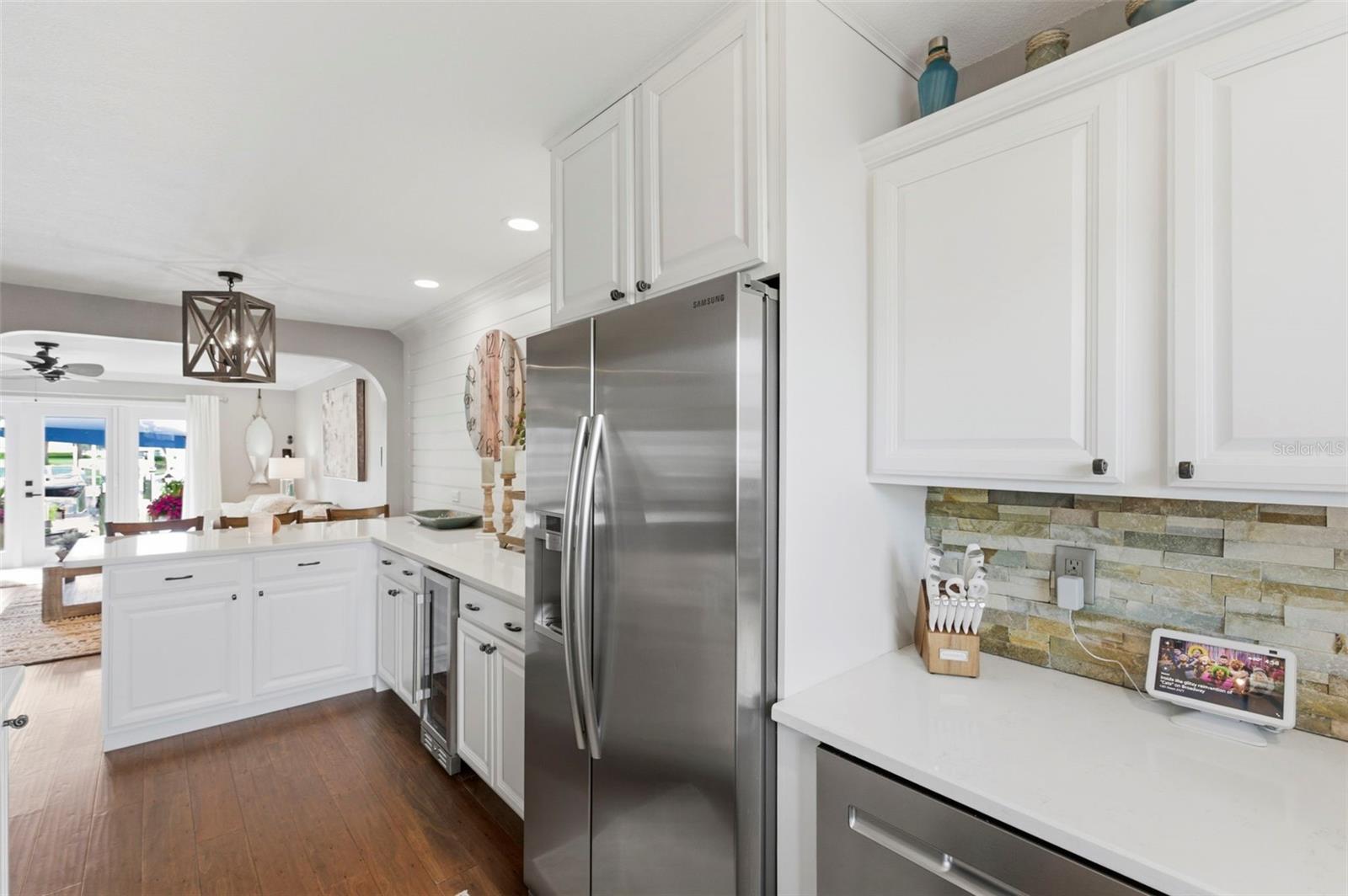 4751 COQUINA KEY DR SE, ST PETERSBURG, FL, 33705