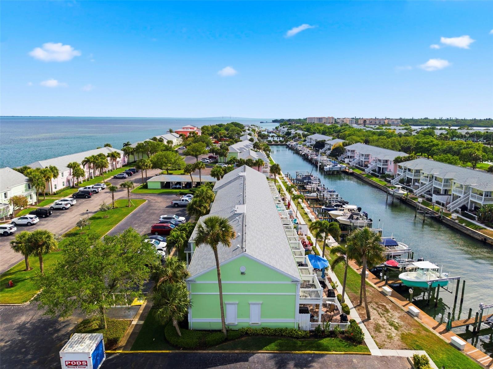 4751 COQUINA KEY DR SE, ST PETERSBURG, FL, 33705