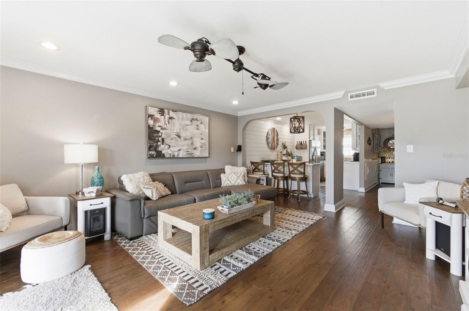 4751 COQUINA KEY DR SE, ST PETERSBURG, FL, 33705