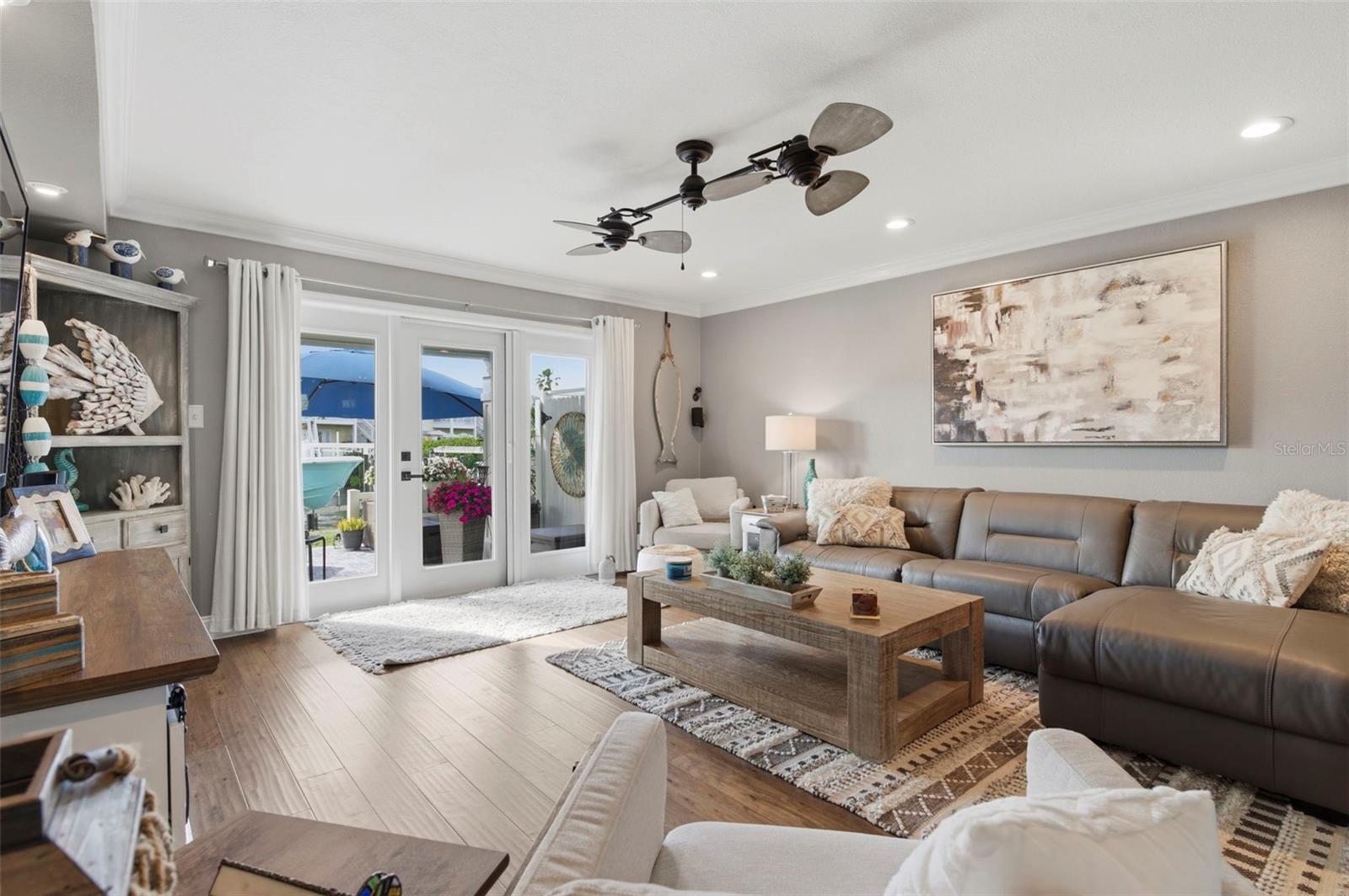4751 COQUINA KEY DR SE, ST PETERSBURG, FL, 33705