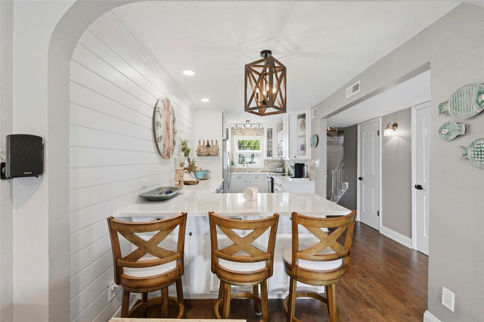 4751 COQUINA KEY DR SE, ST PETERSBURG, FL, 33705