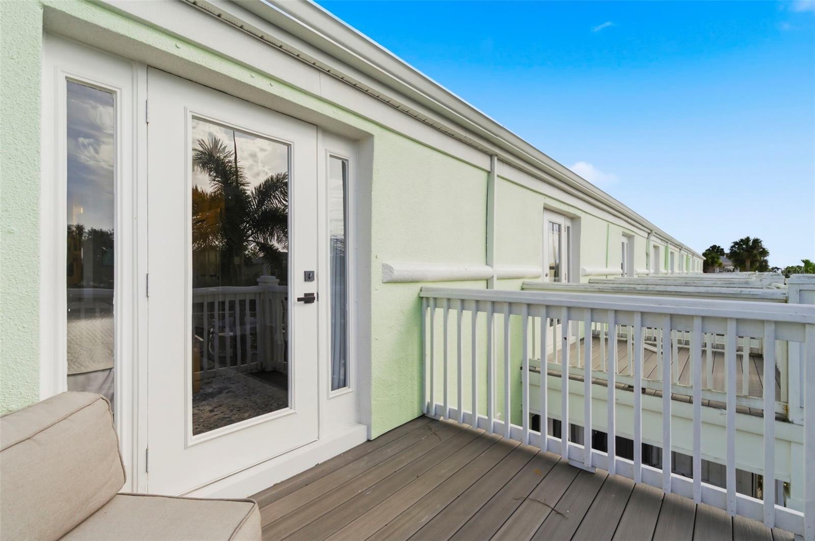 4751 COQUINA KEY DR SE, ST PETERSBURG, FL, 33705