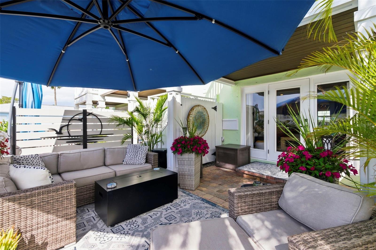 4751 COQUINA KEY DR SE, ST PETERSBURG, FL, 33705