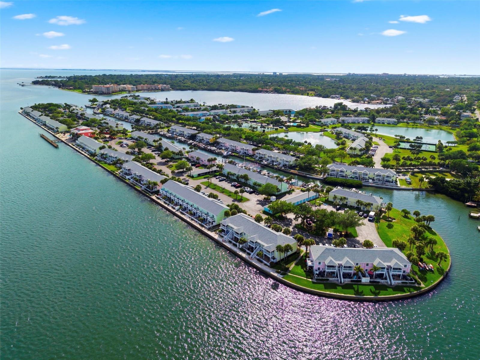 4751 COQUINA KEY DR SE, ST PETERSBURG, FL, 33705