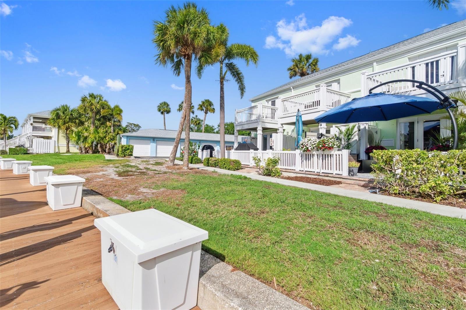 4751 COQUINA KEY DR SE, ST PETERSBURG, FL, 33705