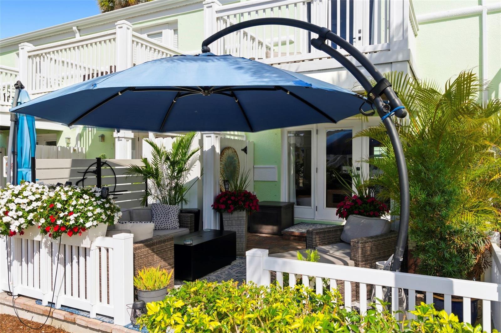 4751 COQUINA KEY DR SE, ST PETERSBURG, FL, 33705