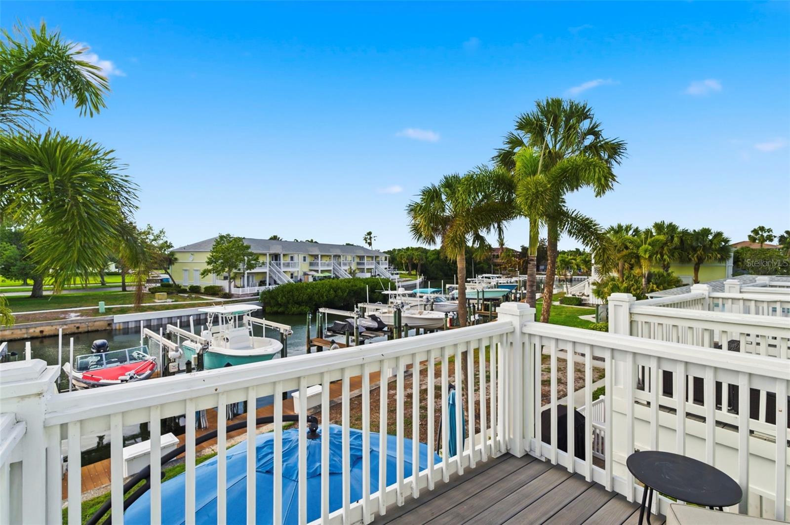 4751 COQUINA KEY DR SE, ST PETERSBURG, FL, 33705