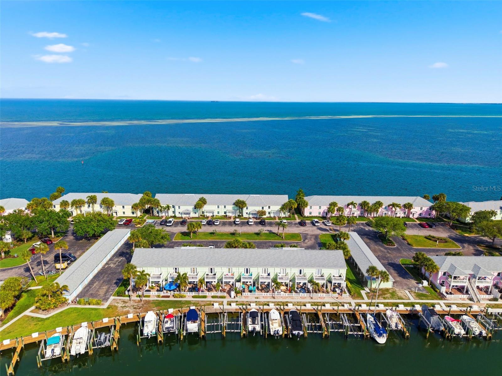 4751 COQUINA KEY DR SE, ST PETERSBURG, FL, 33705