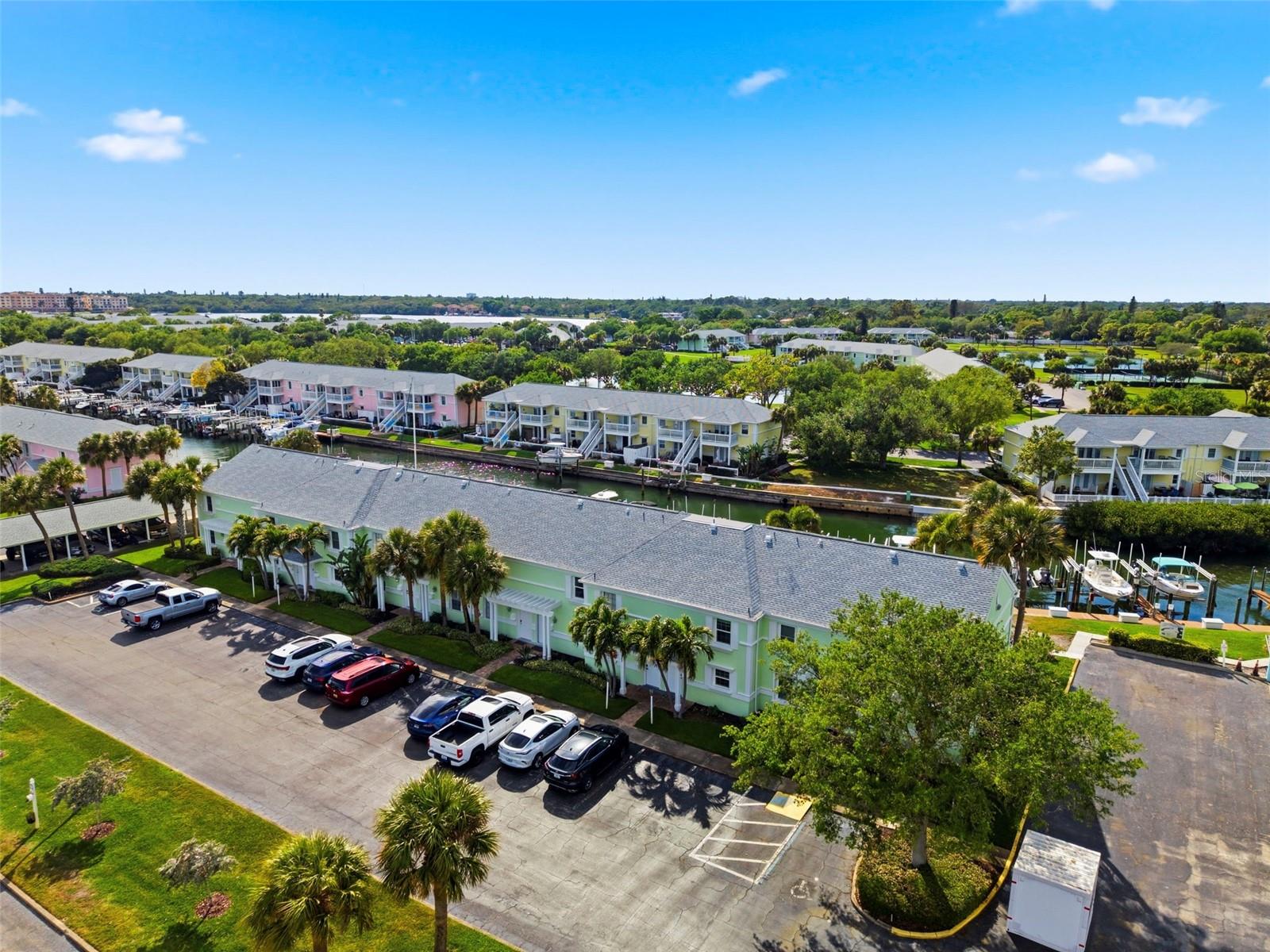 4751 COQUINA KEY DR SE, ST PETERSBURG, FL, 33705