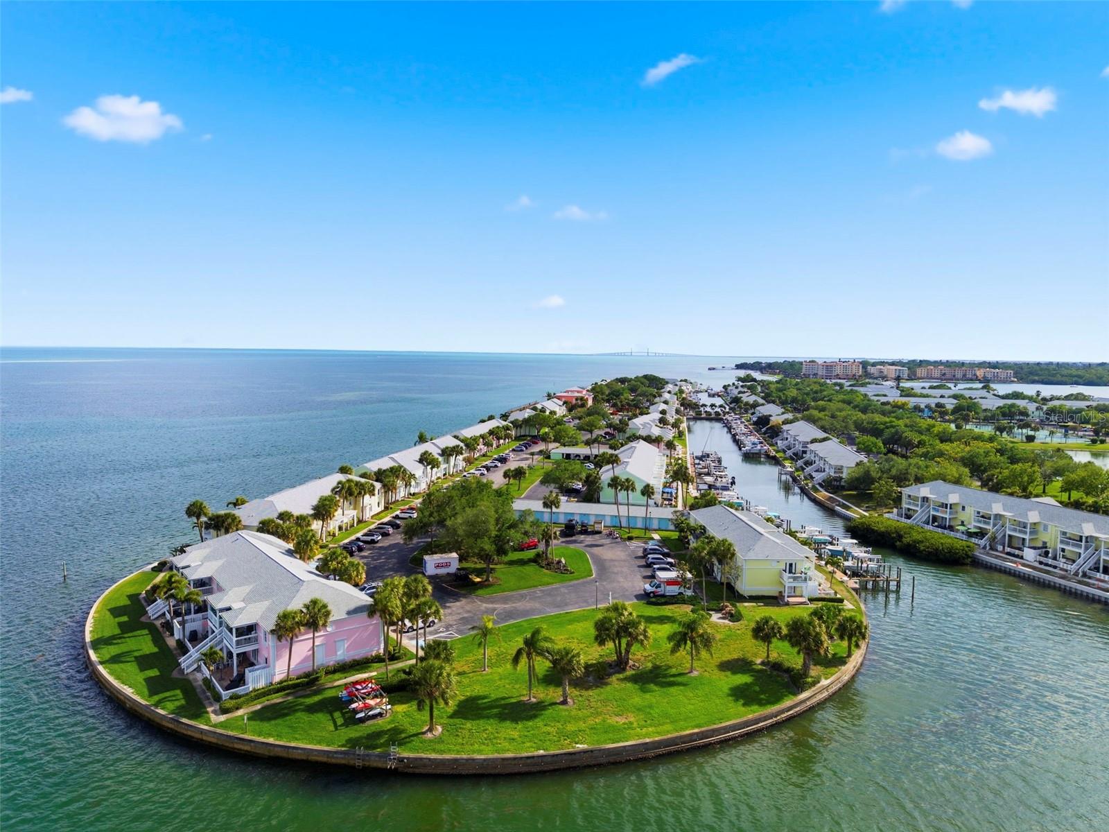 4751 COQUINA KEY DR SE, ST PETERSBURG, FL, 33705