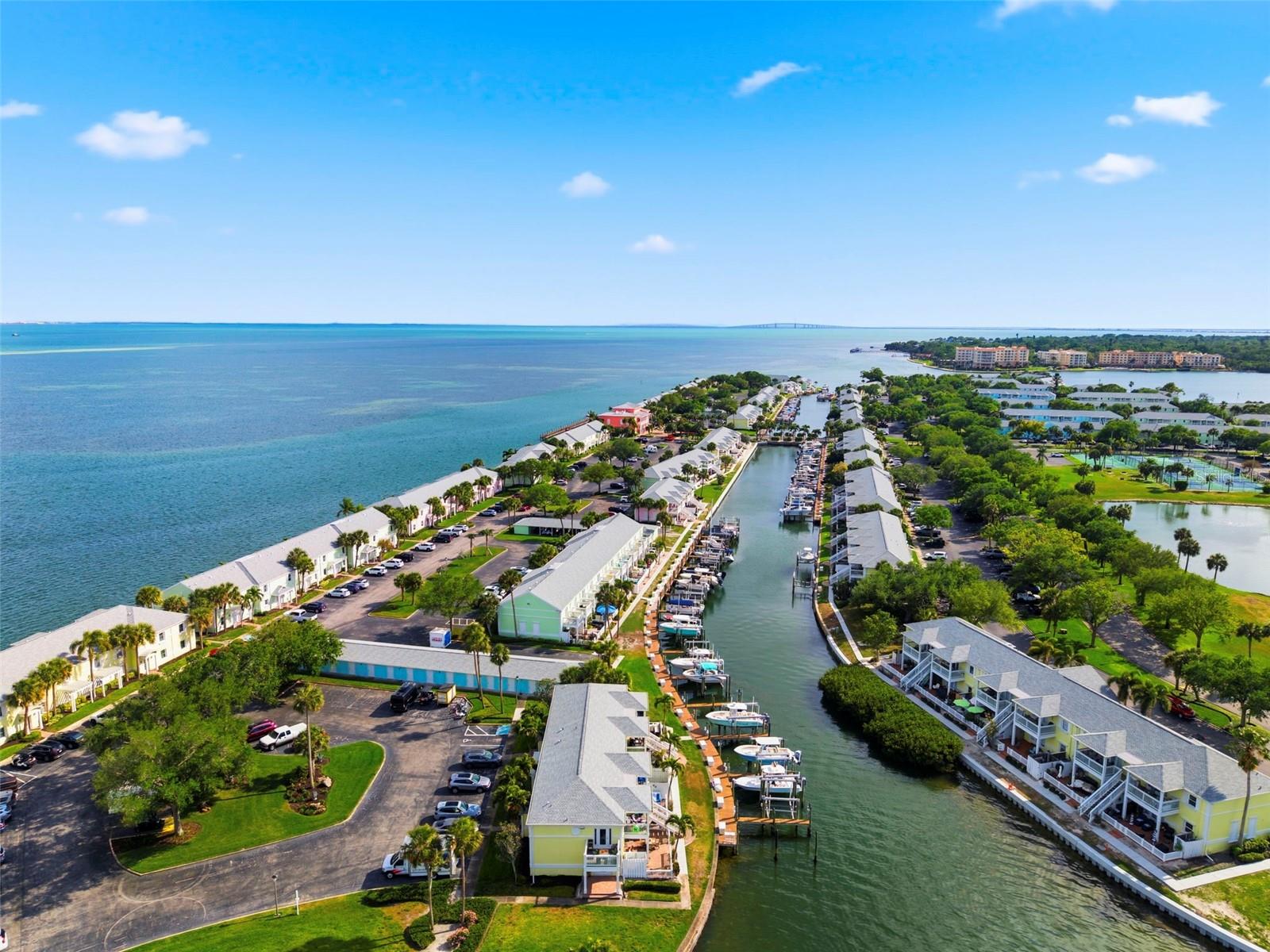 4751 COQUINA KEY DR SE, ST PETERSBURG, FL, 33705