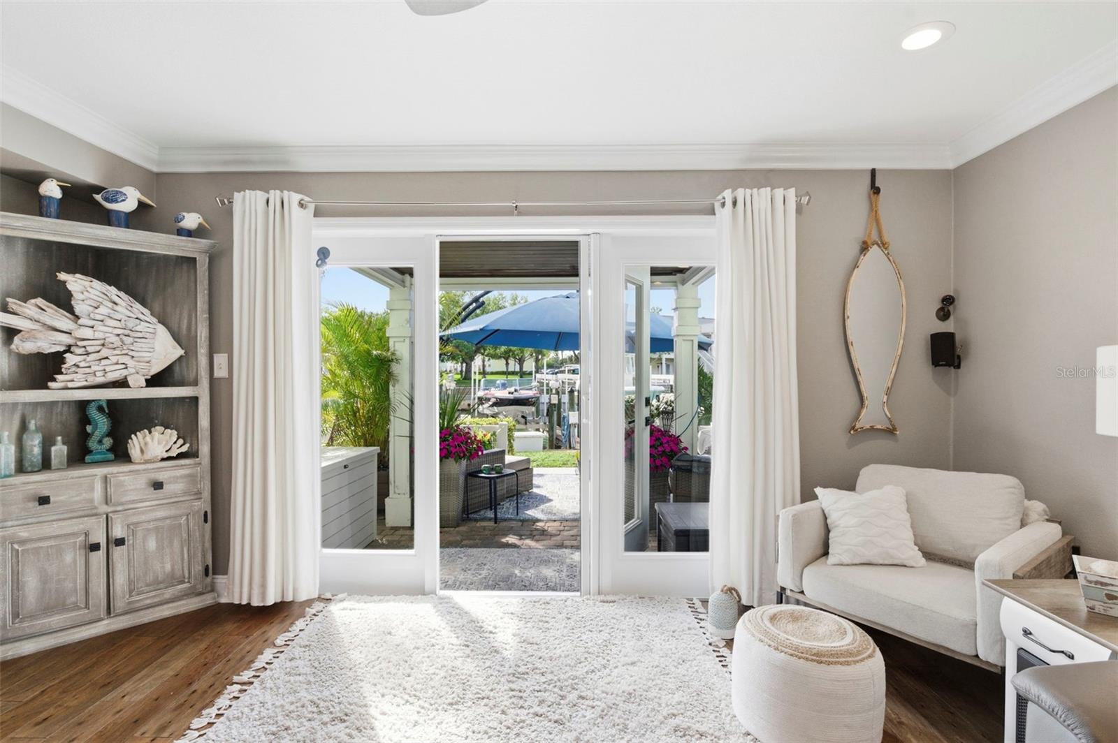 4751 COQUINA KEY DR SE, ST PETERSBURG, FL, 33705