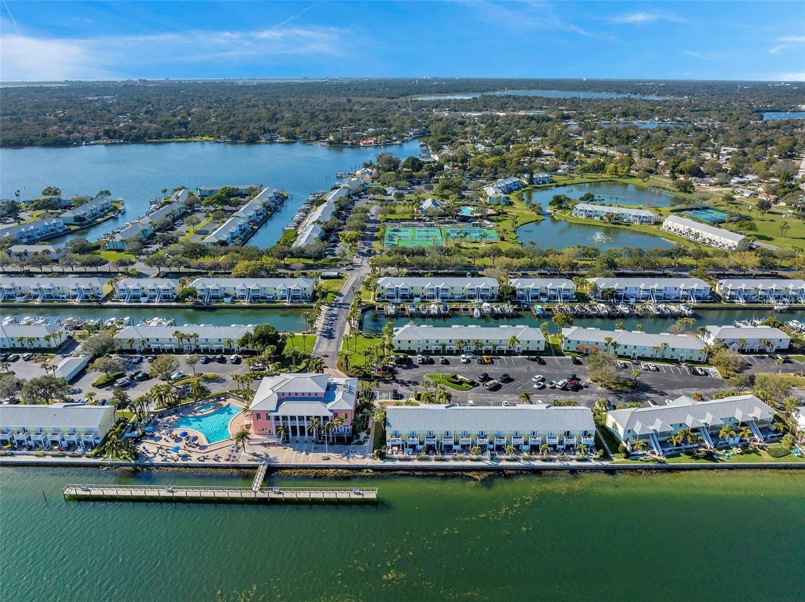 4751 COQUINA KEY DR SE, ST PETERSBURG, FL, 33705