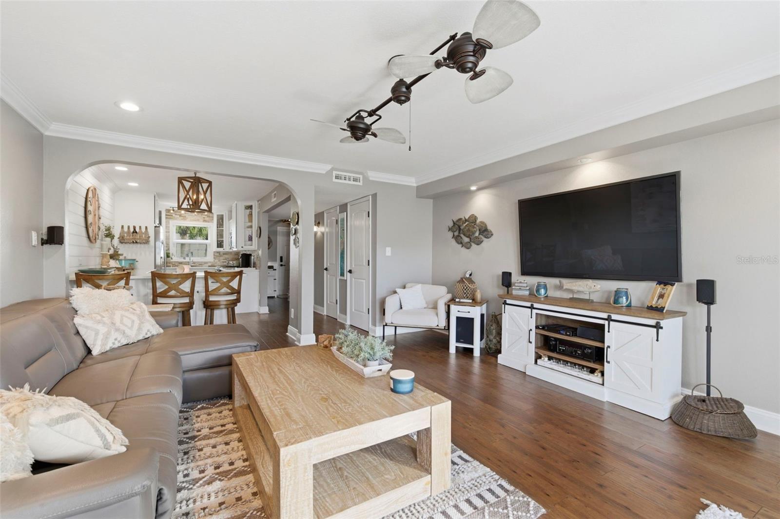 4751 COQUINA KEY DR SE, ST PETERSBURG, FL, 33705