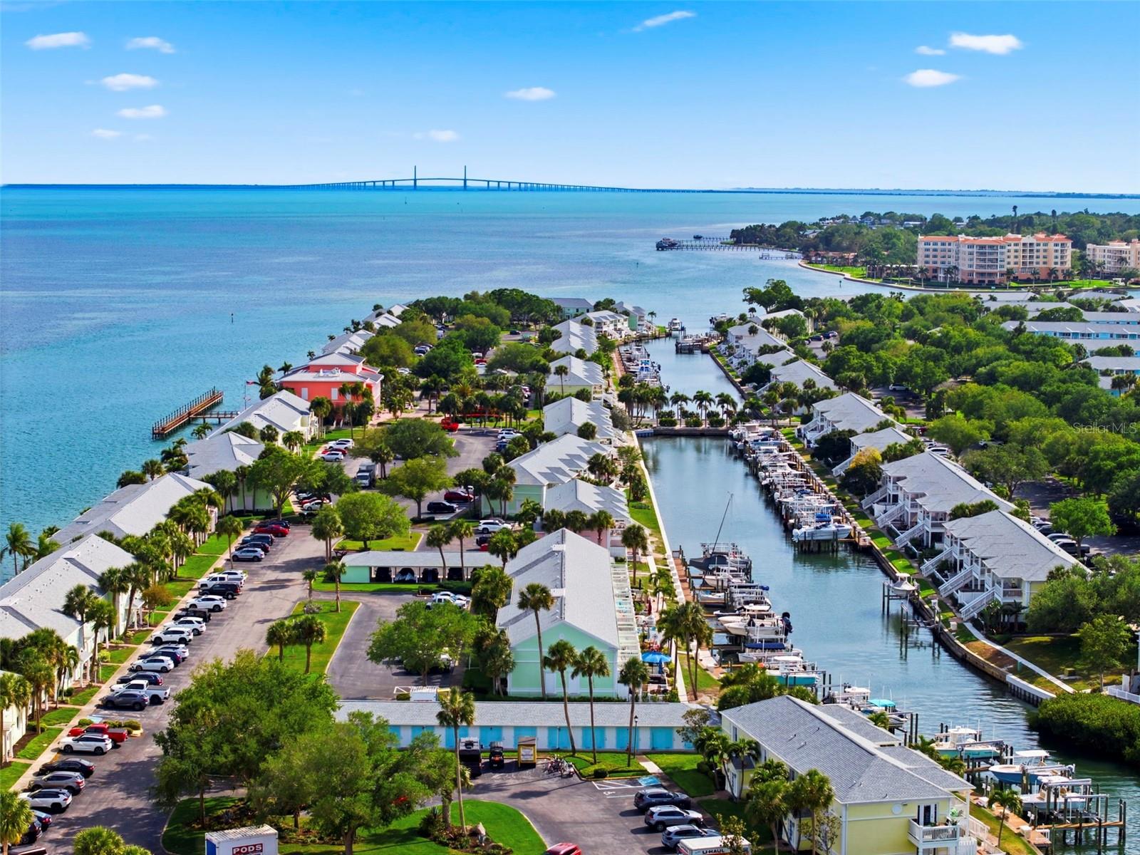 4751 COQUINA KEY DR SE, ST PETERSBURG, FL, 33705
