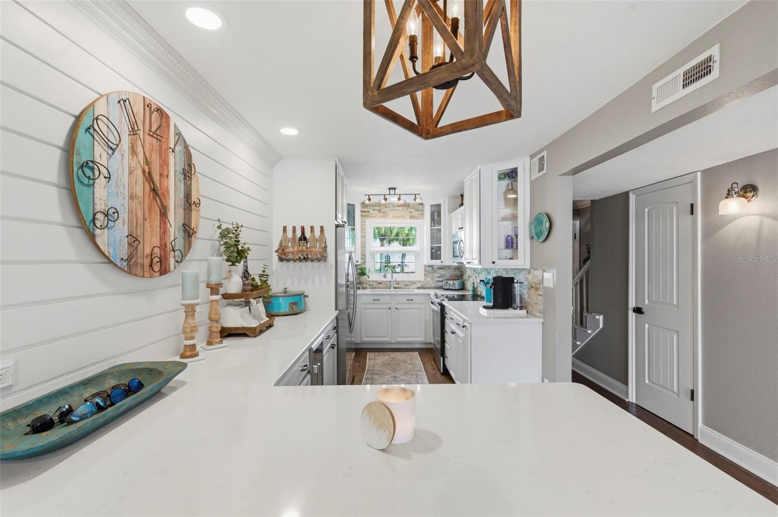 4751 COQUINA KEY DR SE, ST PETERSBURG, FL, 33705