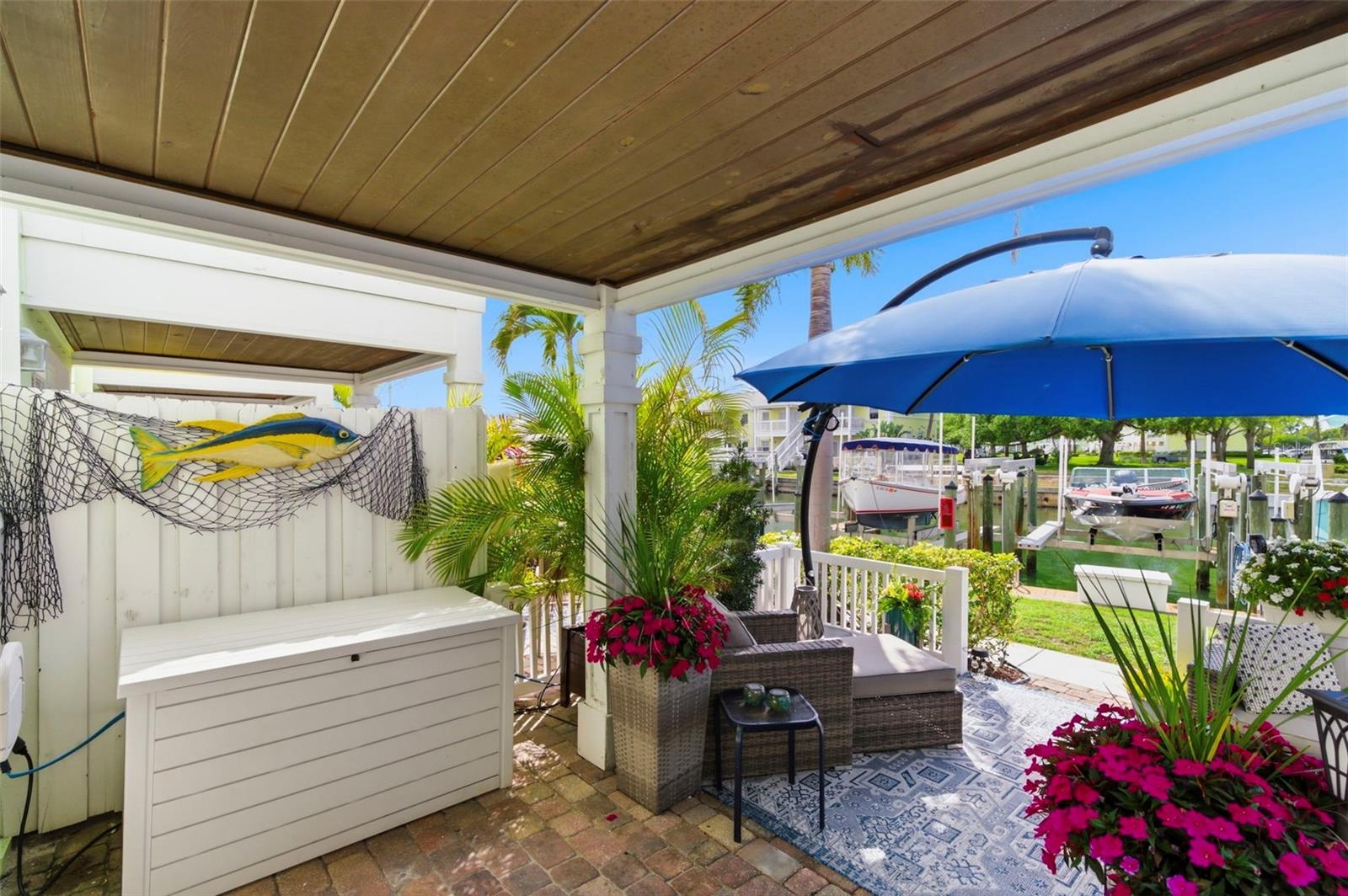 4751 COQUINA KEY DR SE, ST PETERSBURG, FL, 33705