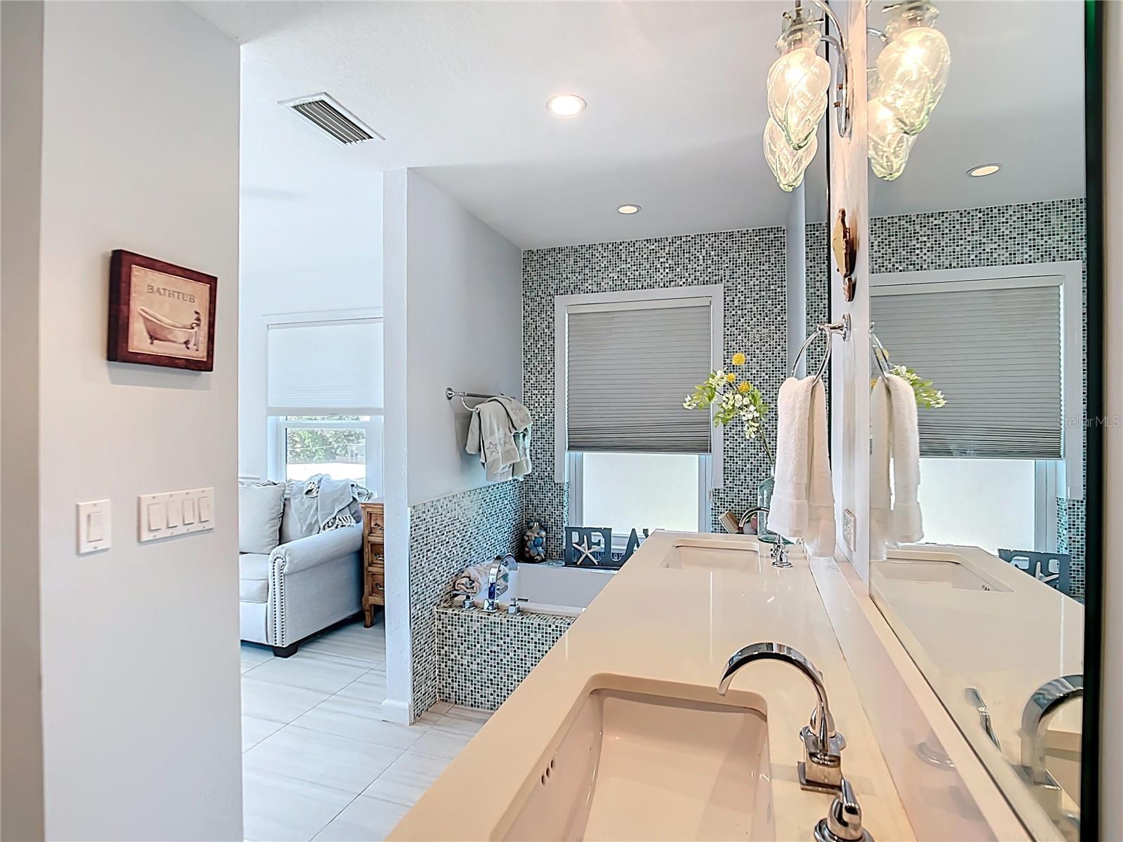 8400 MANASOTA KEY RD, ENGLEWOOD, FL, 34223