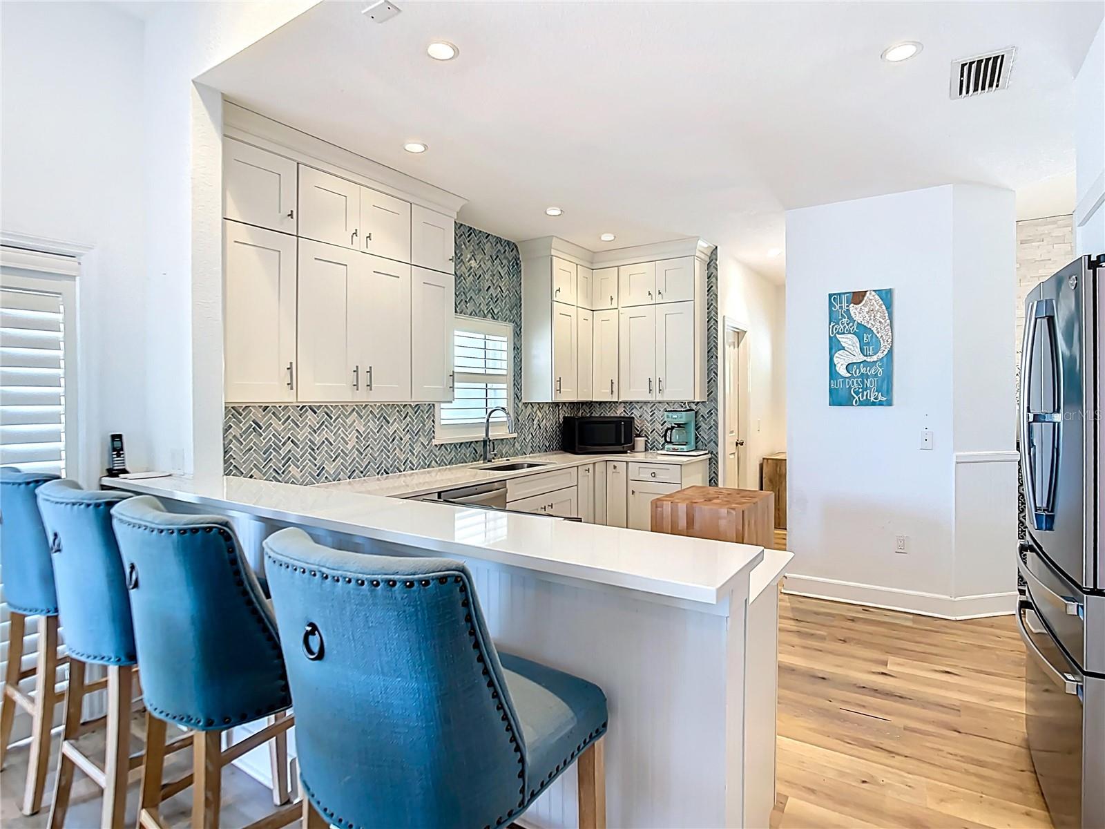 8400 MANASOTA KEY RD, ENGLEWOOD, FL, 34223