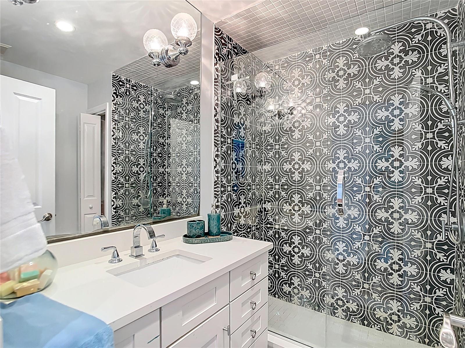 8400 MANASOTA KEY RD, ENGLEWOOD, FL, 34223