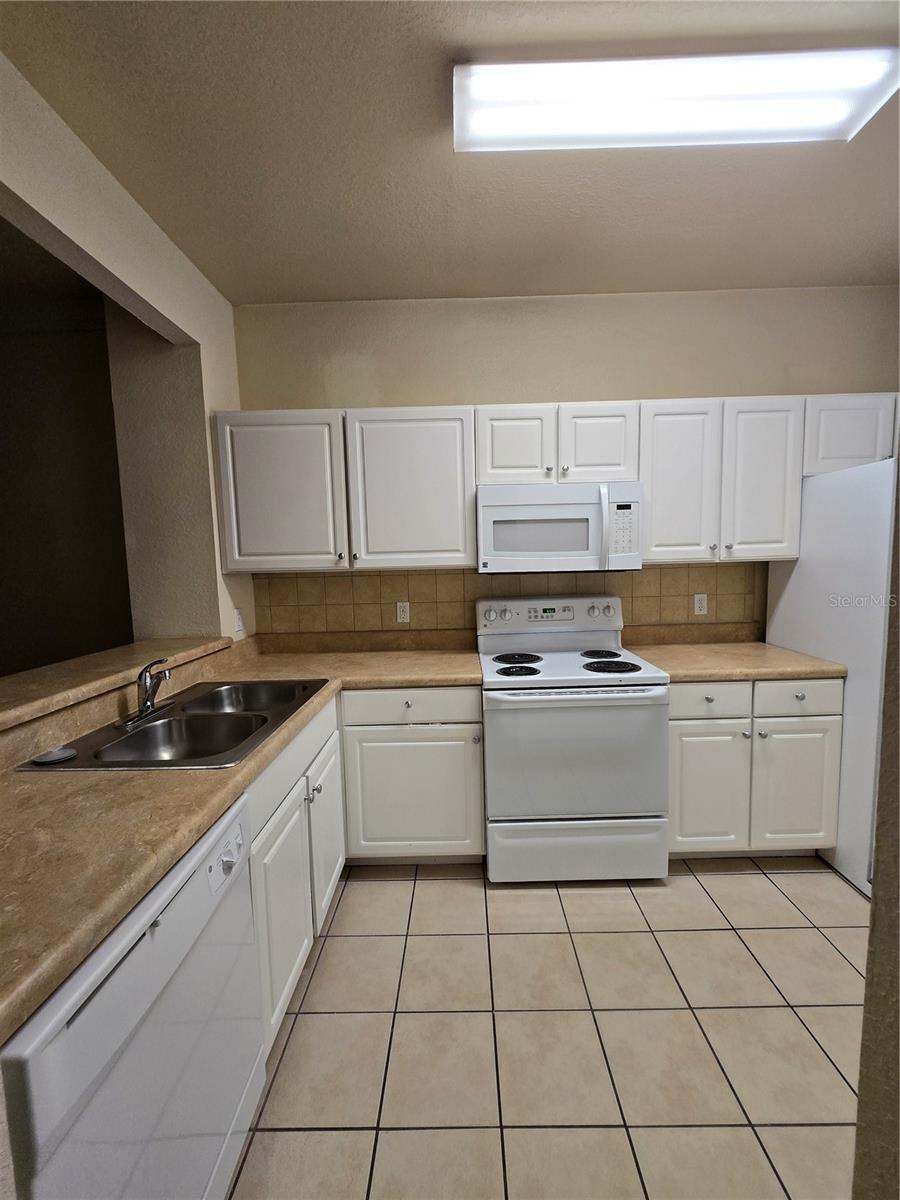 5008 NW 44TH LN #103, GAINESVILLE, FL, 32606
