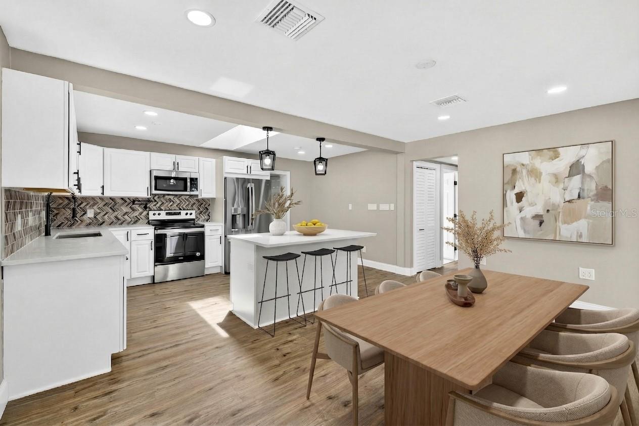 3620 E TAMPA CIR, TAMPA, FL, 33629