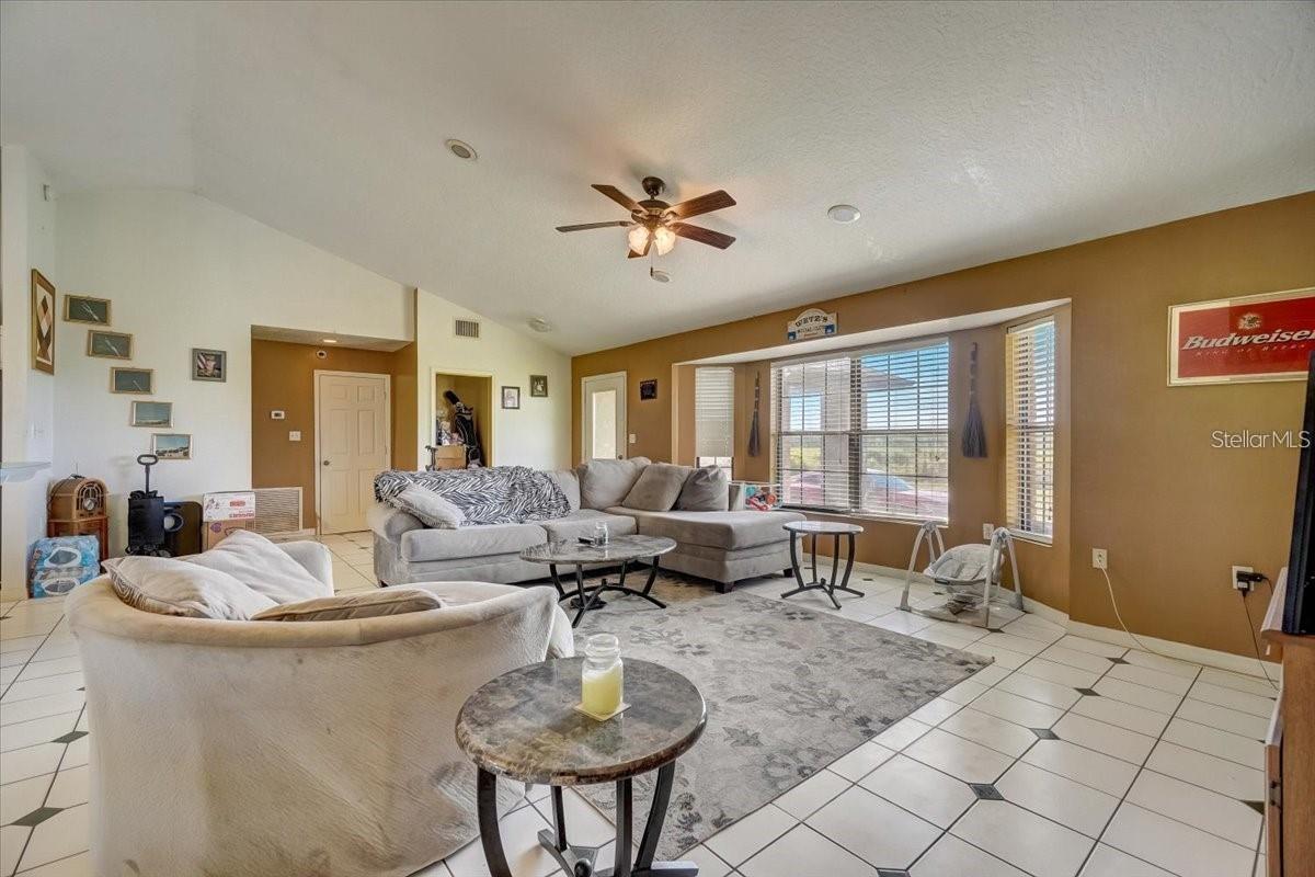 2950 FLOUNDER CREEK RD, MIMS, FL, 32754