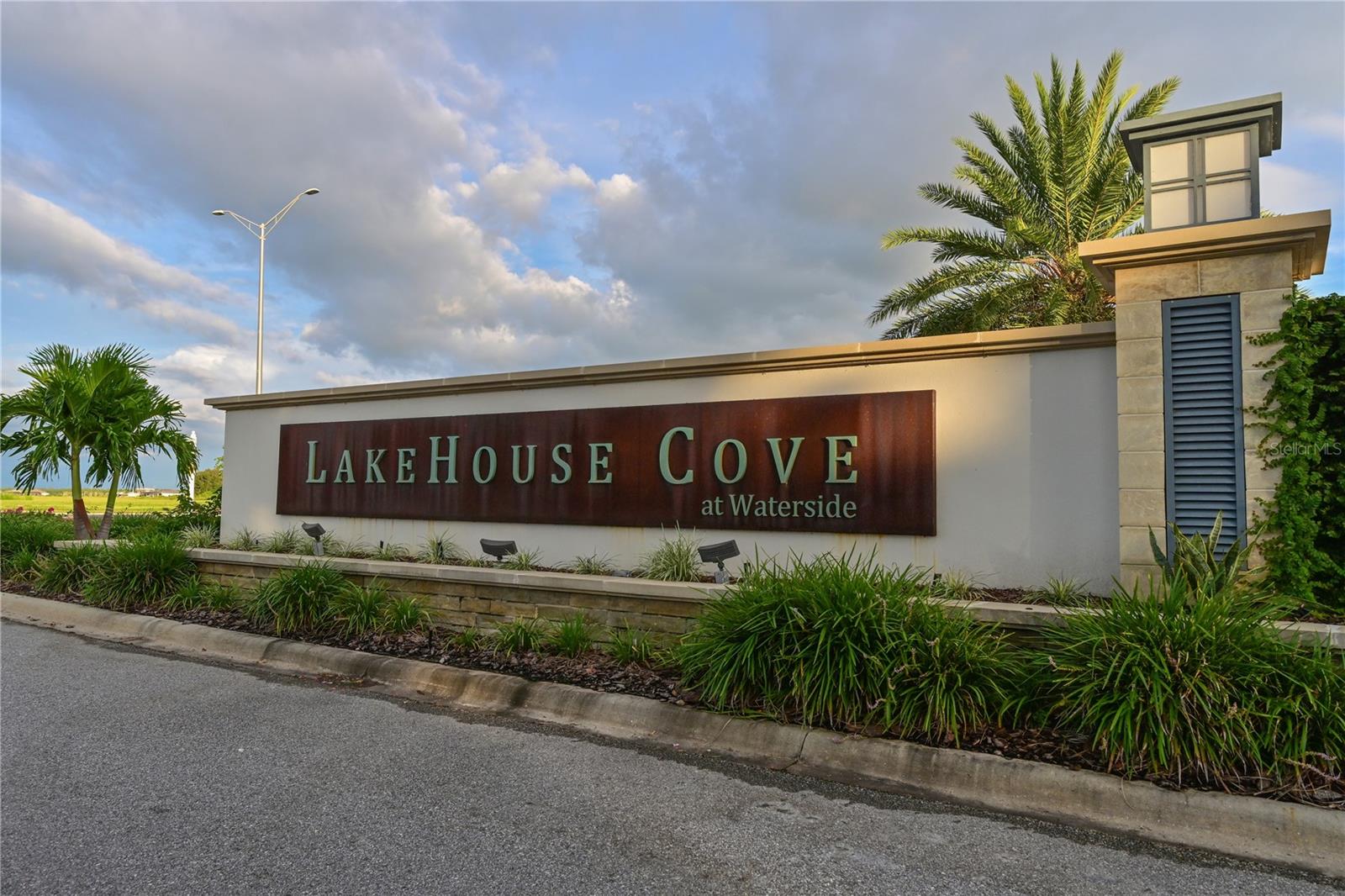 1055 WATERLINE CT, SARASOTA, FL, 34240
