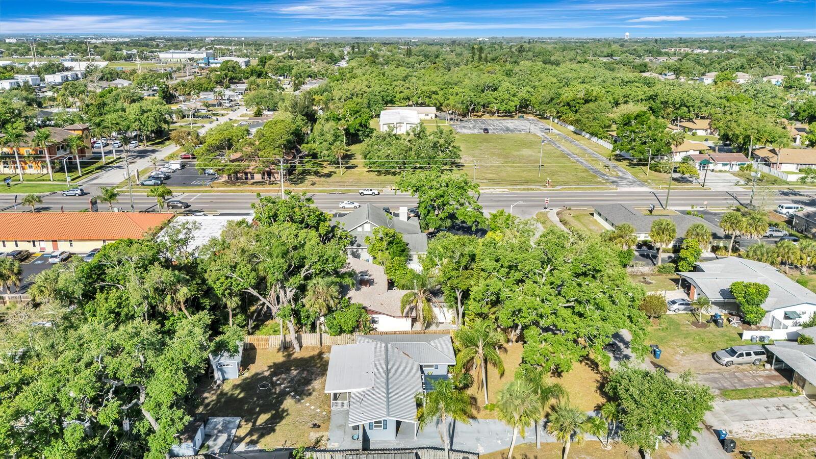 2510 51ST AVENUE TER W, BRADENTON, FL, 34207