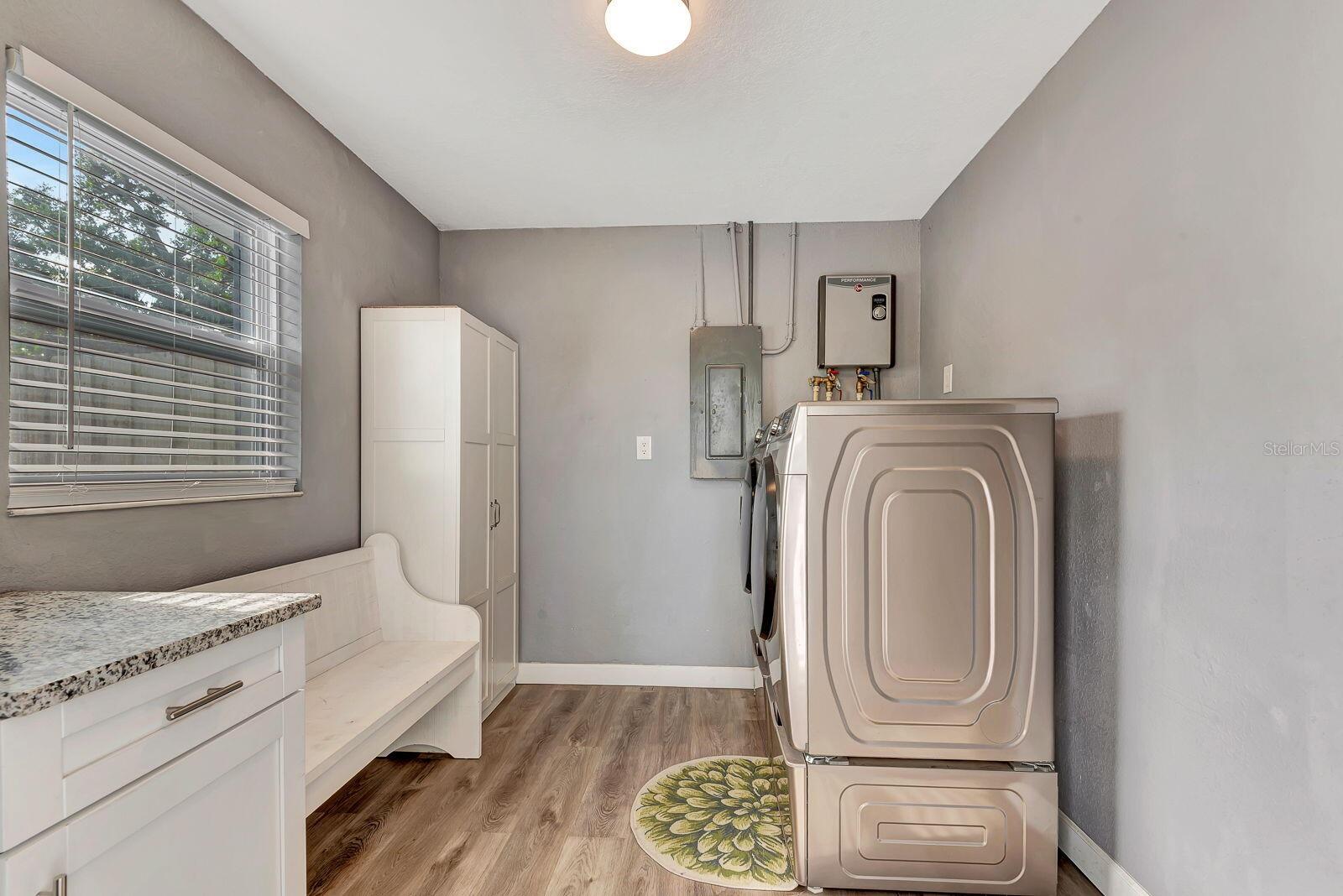 2510 51ST AVENUE TER W, BRADENTON, FL, 34207