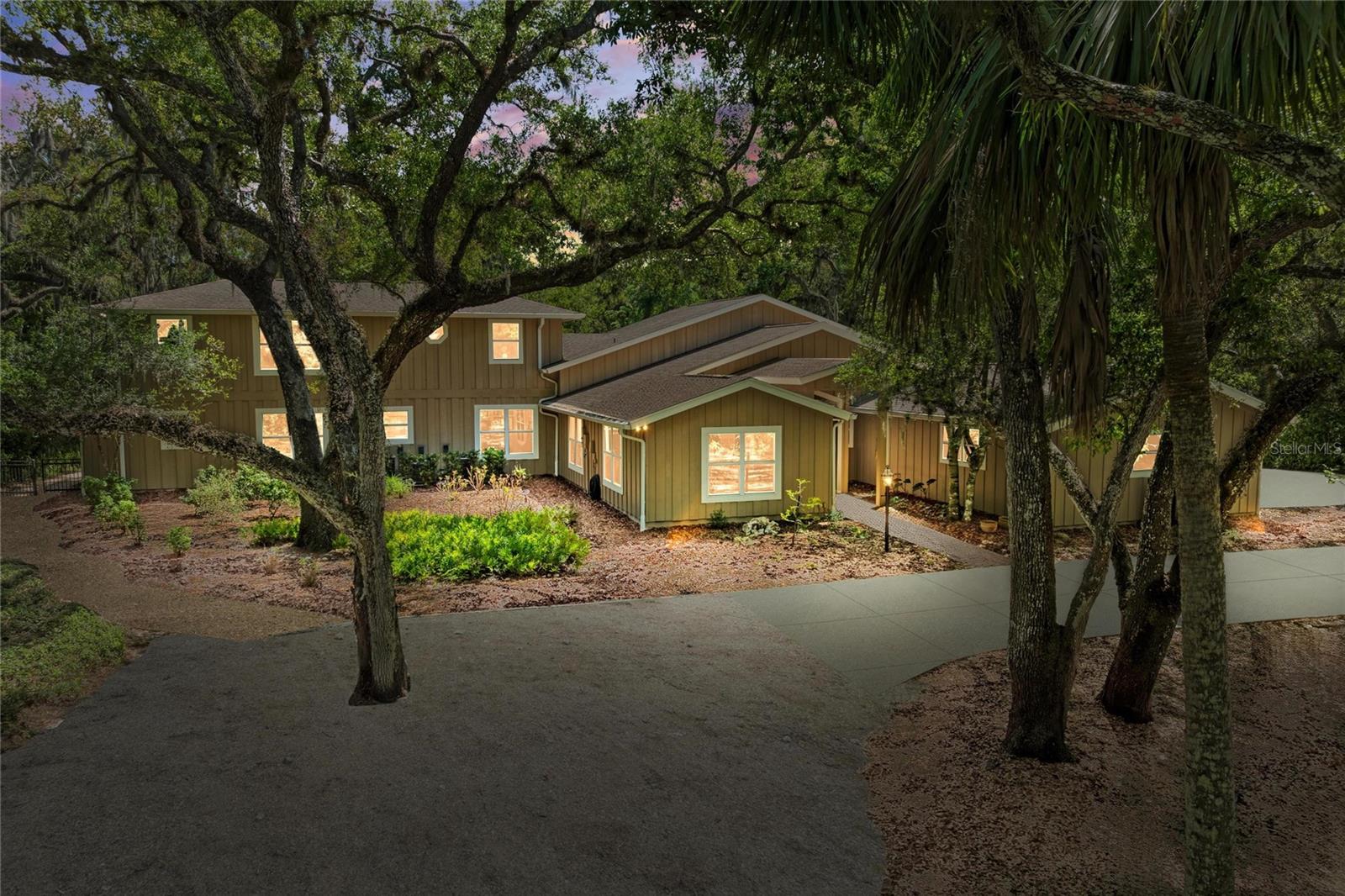 3705 62ND ST E, BRADENTON, FL, 34208