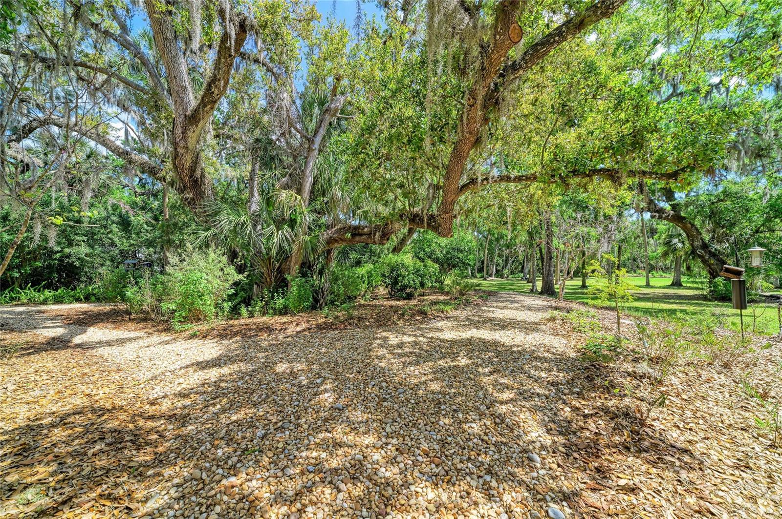 3705 62ND ST E, BRADENTON, FL, 34208