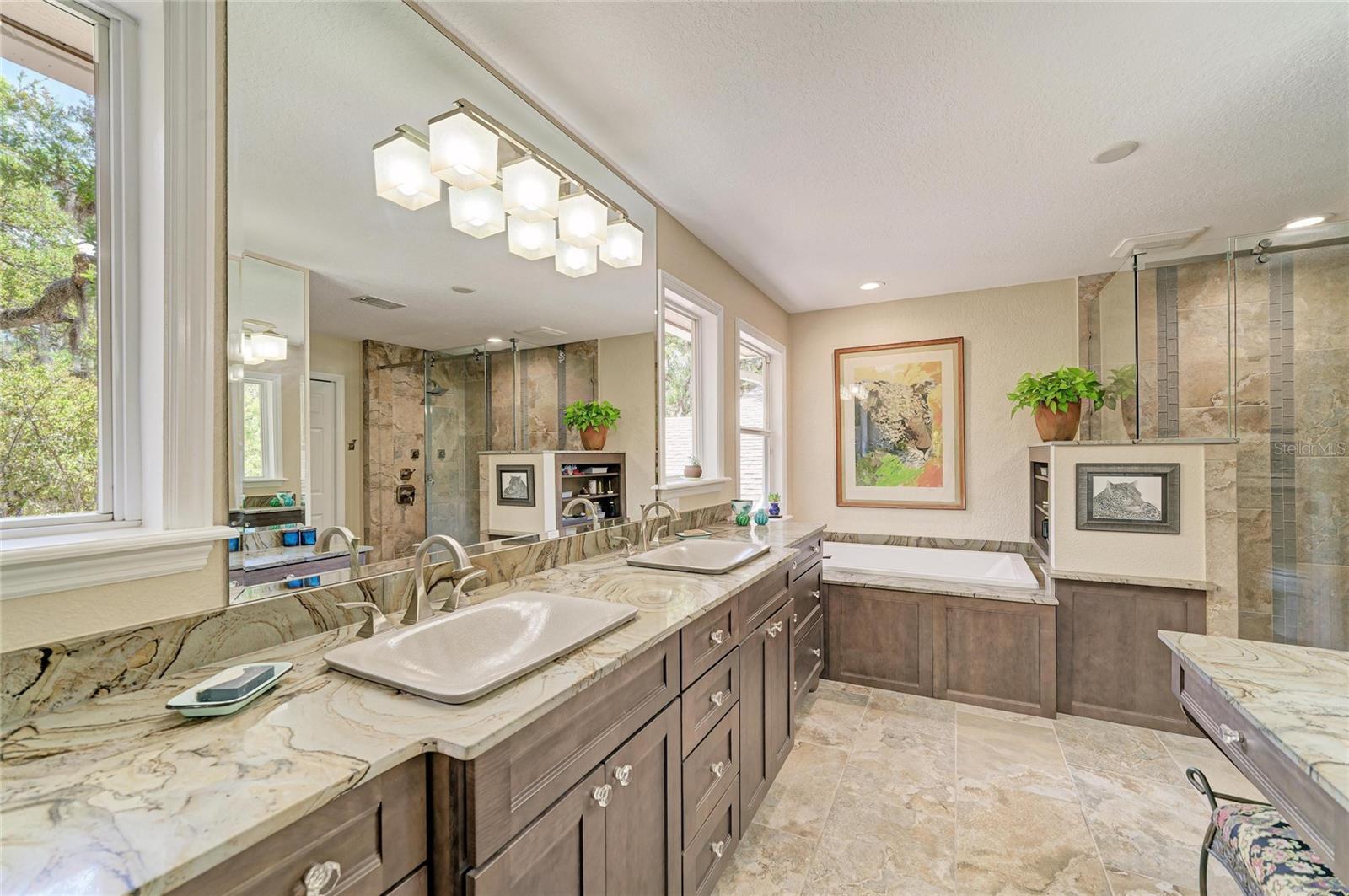 3705 62ND ST E, BRADENTON, FL, 34208