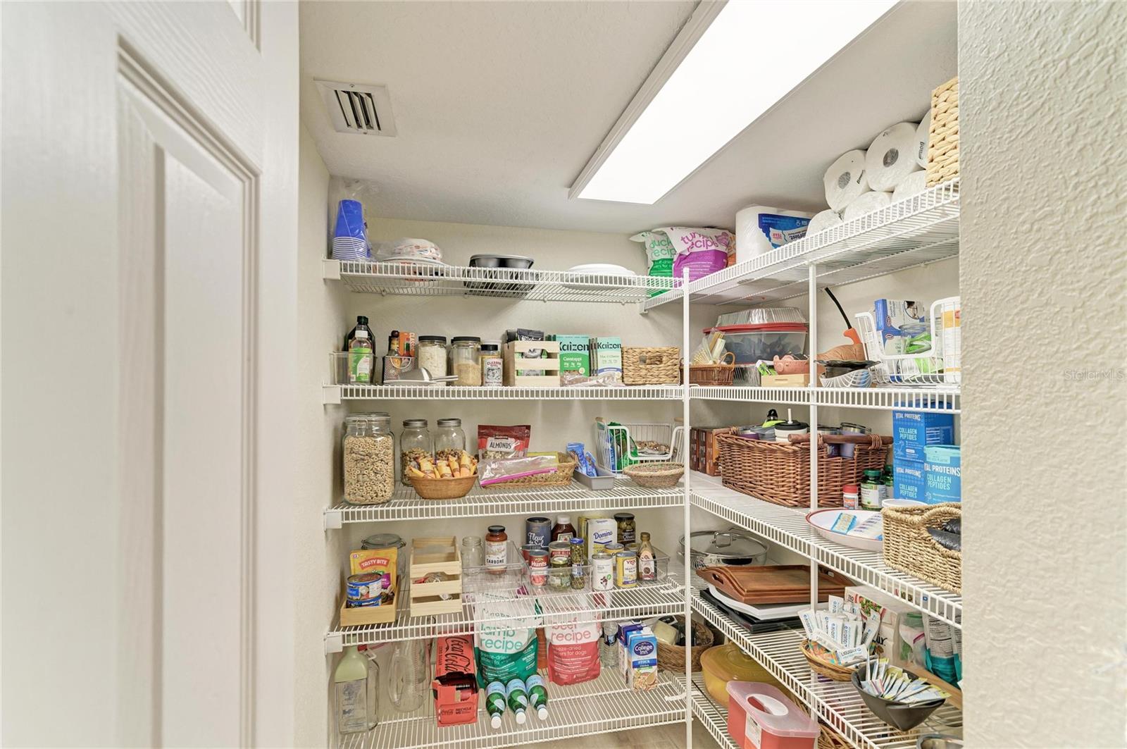 3705 62ND ST E, BRADENTON, FL, 34208