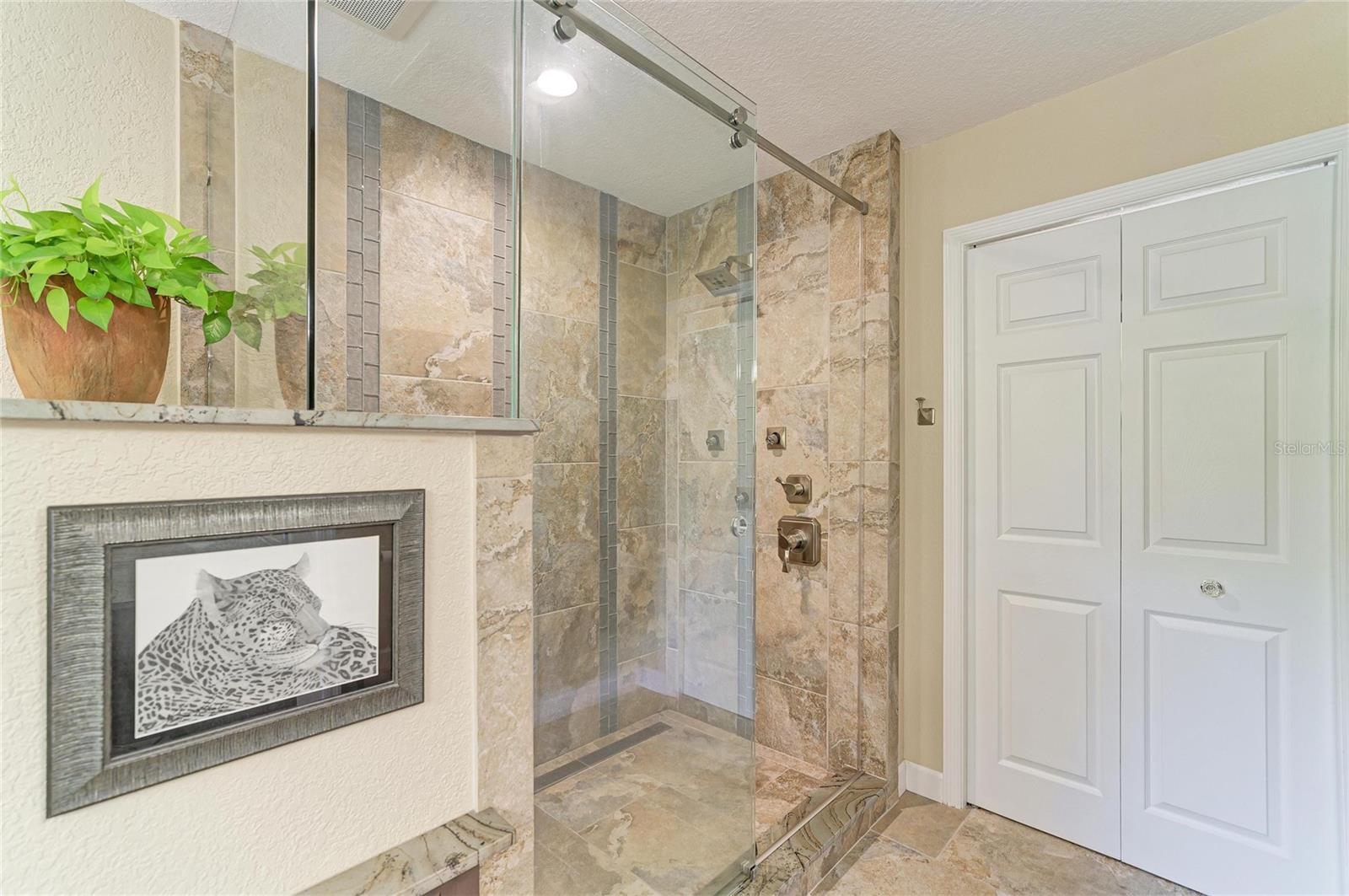 3705 62ND ST E, BRADENTON, FL, 34208