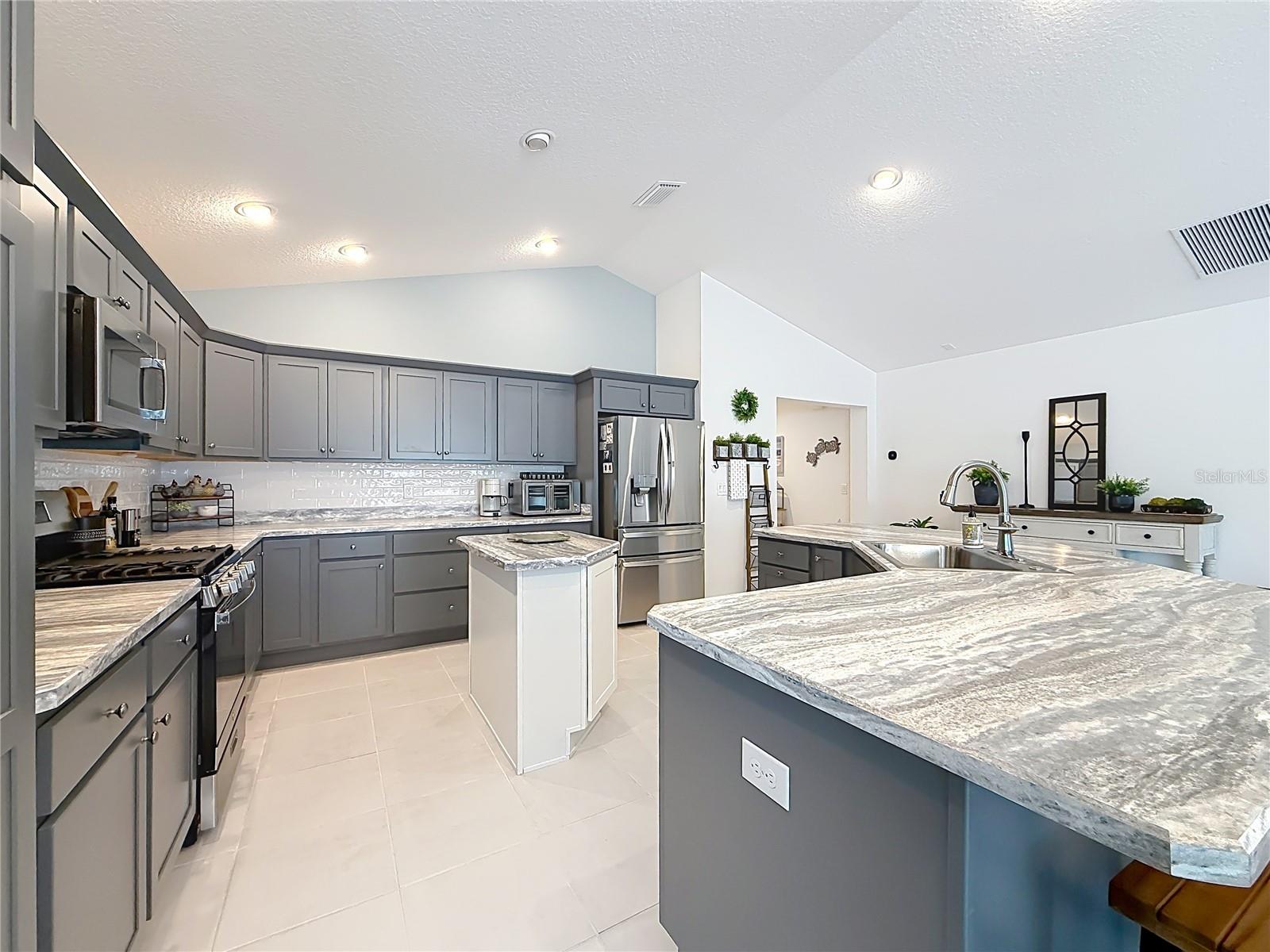 1411 FRANKLIN CT, THE VILLAGES, FL, 32163