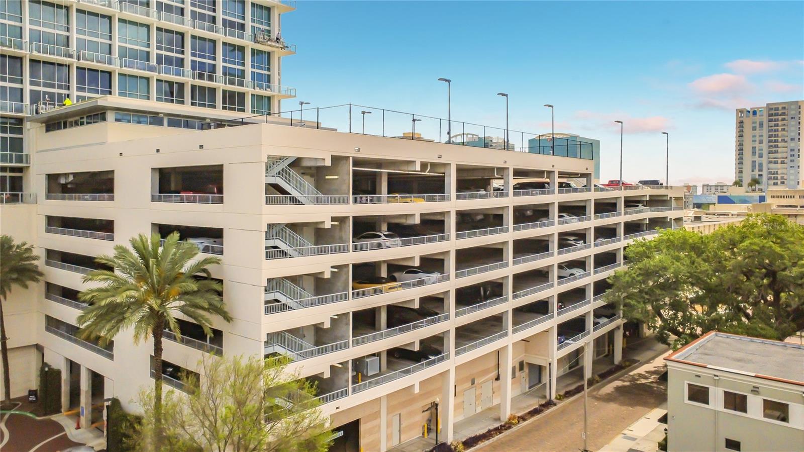 151 E WASHINGTON ST #611, ORLANDO, FL, 32801
