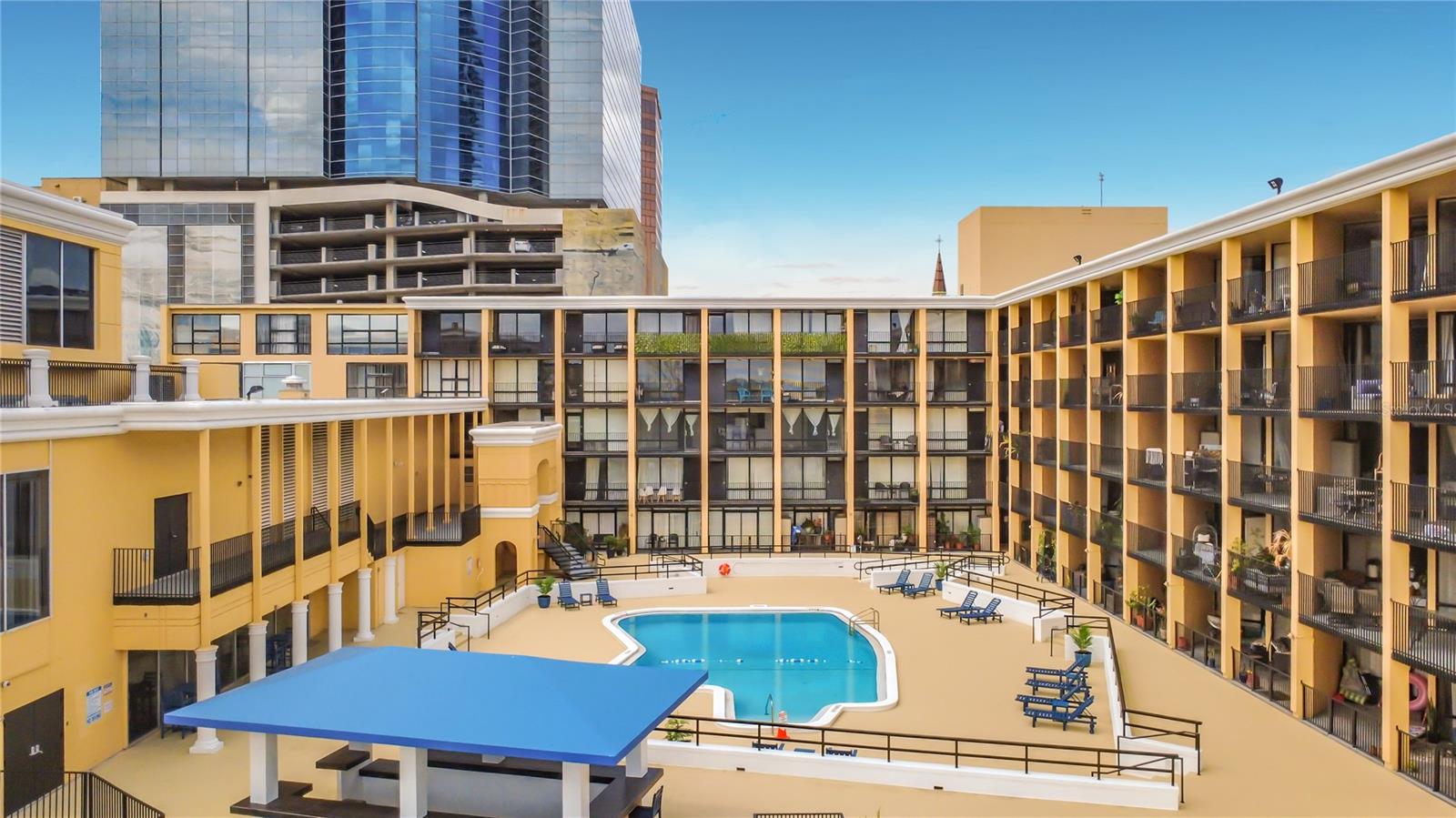151 E WASHINGTON ST #611, ORLANDO, FL, 32801