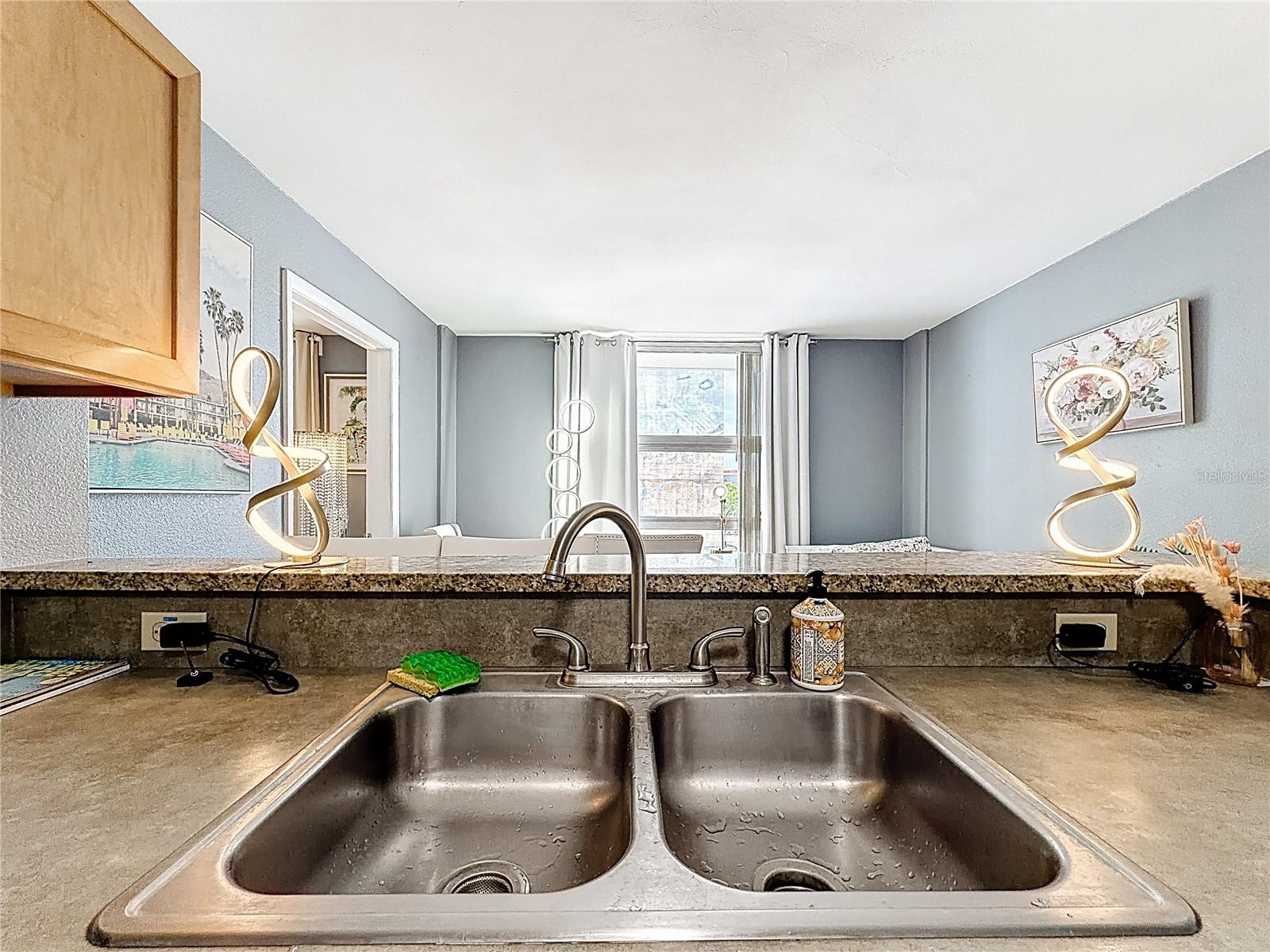 151 E WASHINGTON ST #611, ORLANDO, FL, 32801